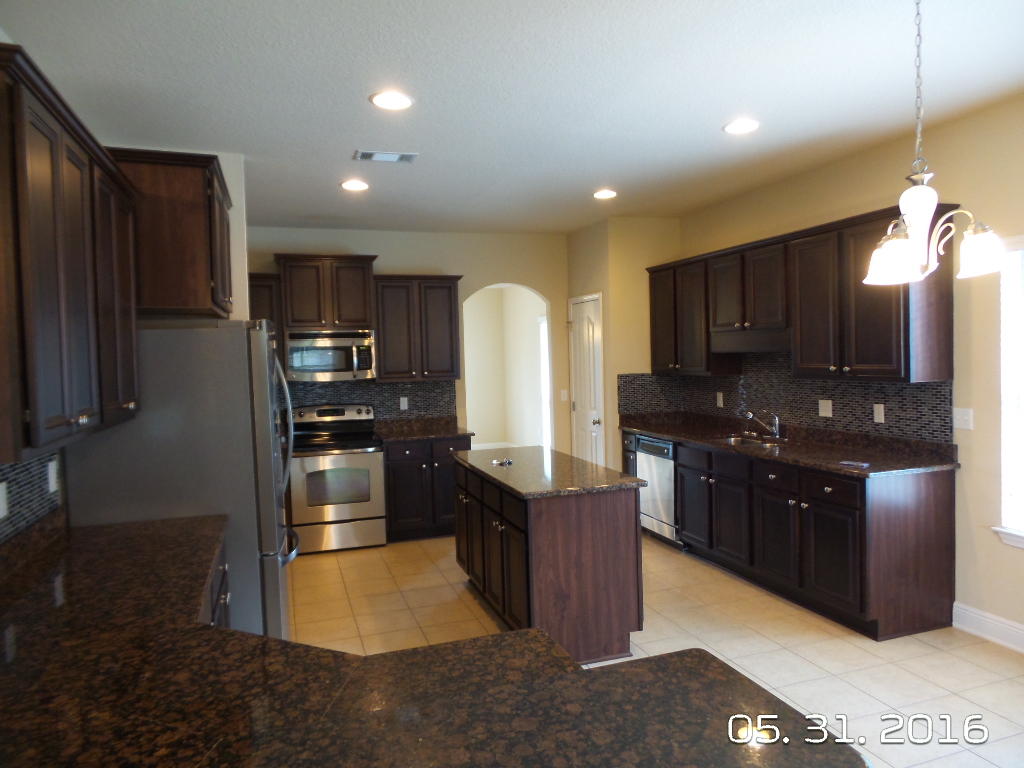 LIBERTY OAKS - Residential Lease