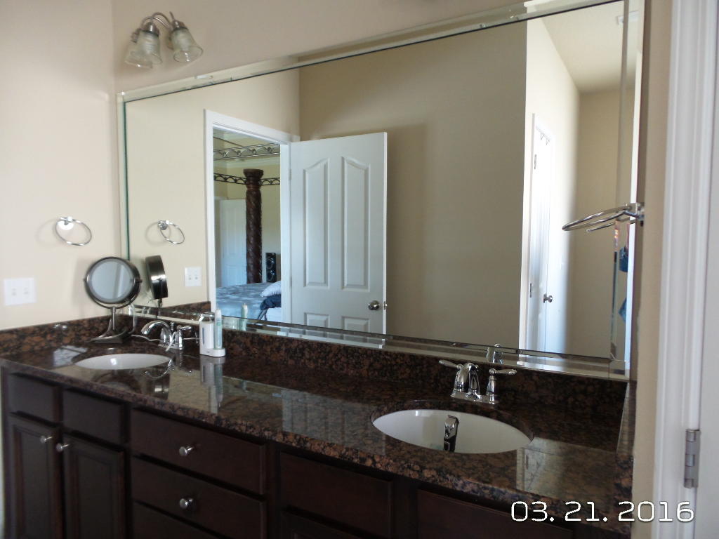 LIBERTY OAKS - Residential Lease