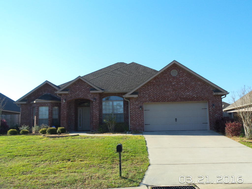 LIBERTY OAKS - Residential Lease