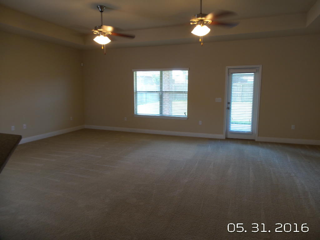 LIBERTY OAKS - Residential Lease