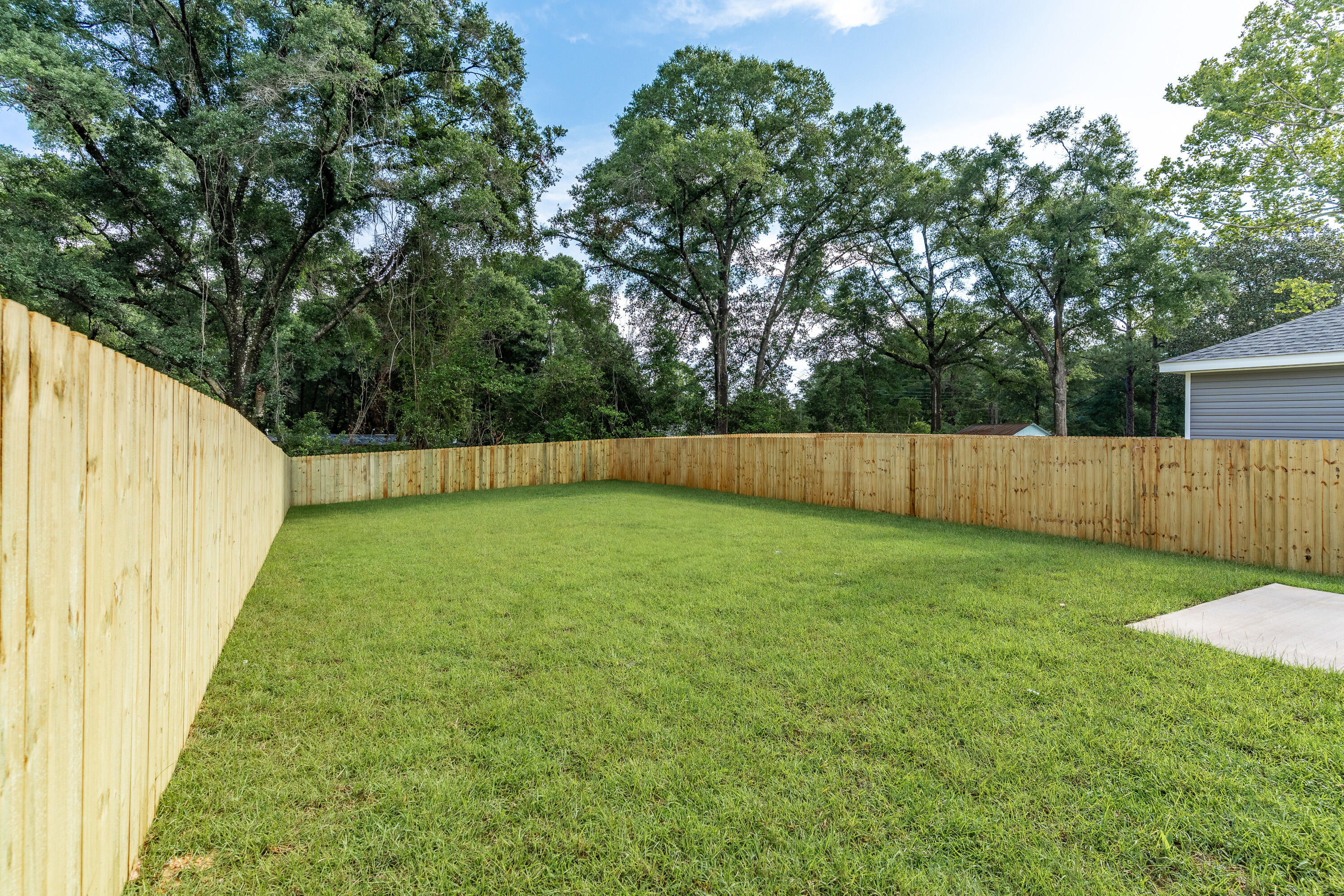 MORRIS ADDN TO CRESTVIEW - Residential