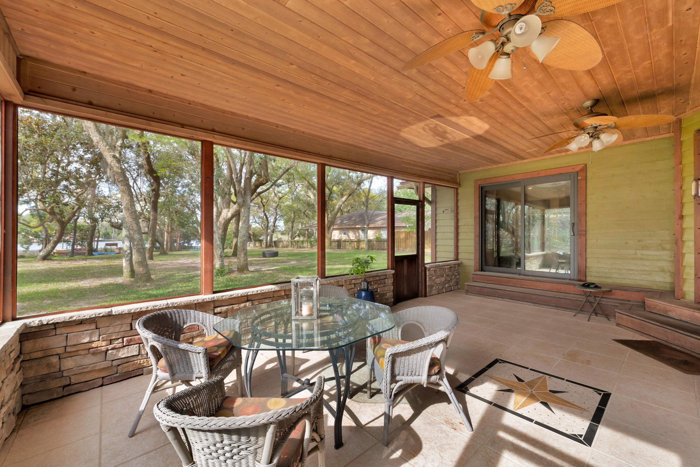 Robledal Estates - Residential