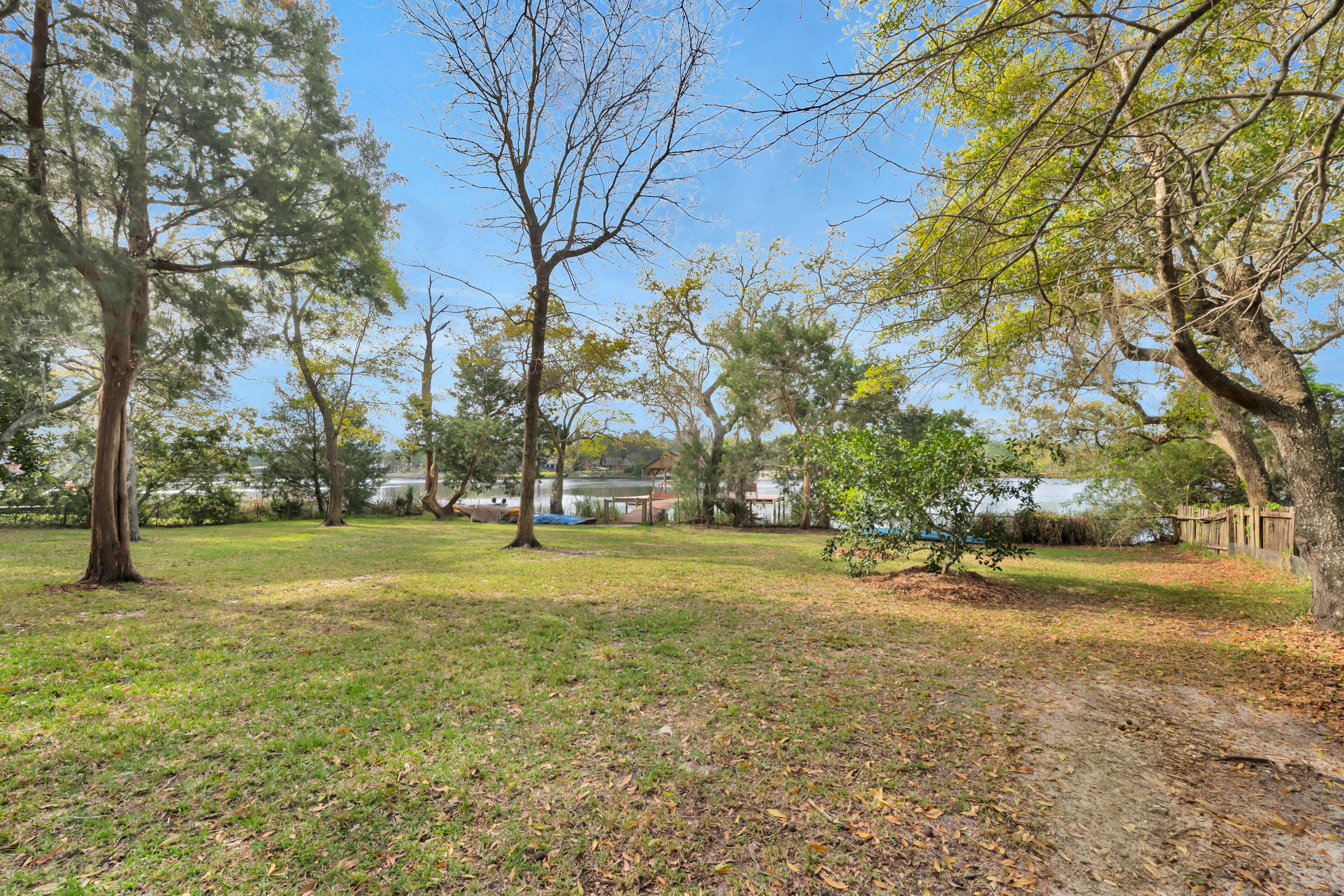 Robledal Estates - Residential