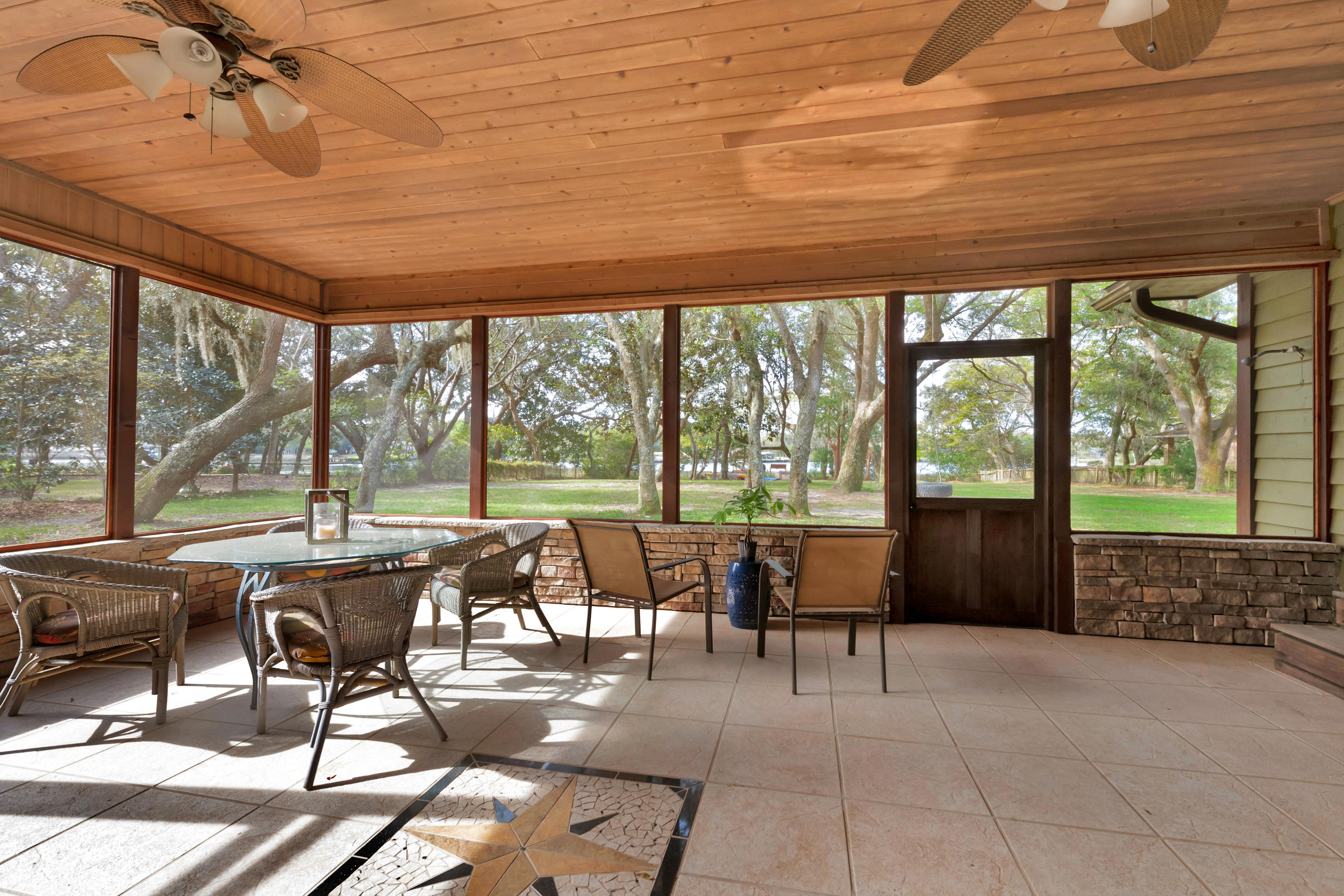 Robledal Estates - Residential