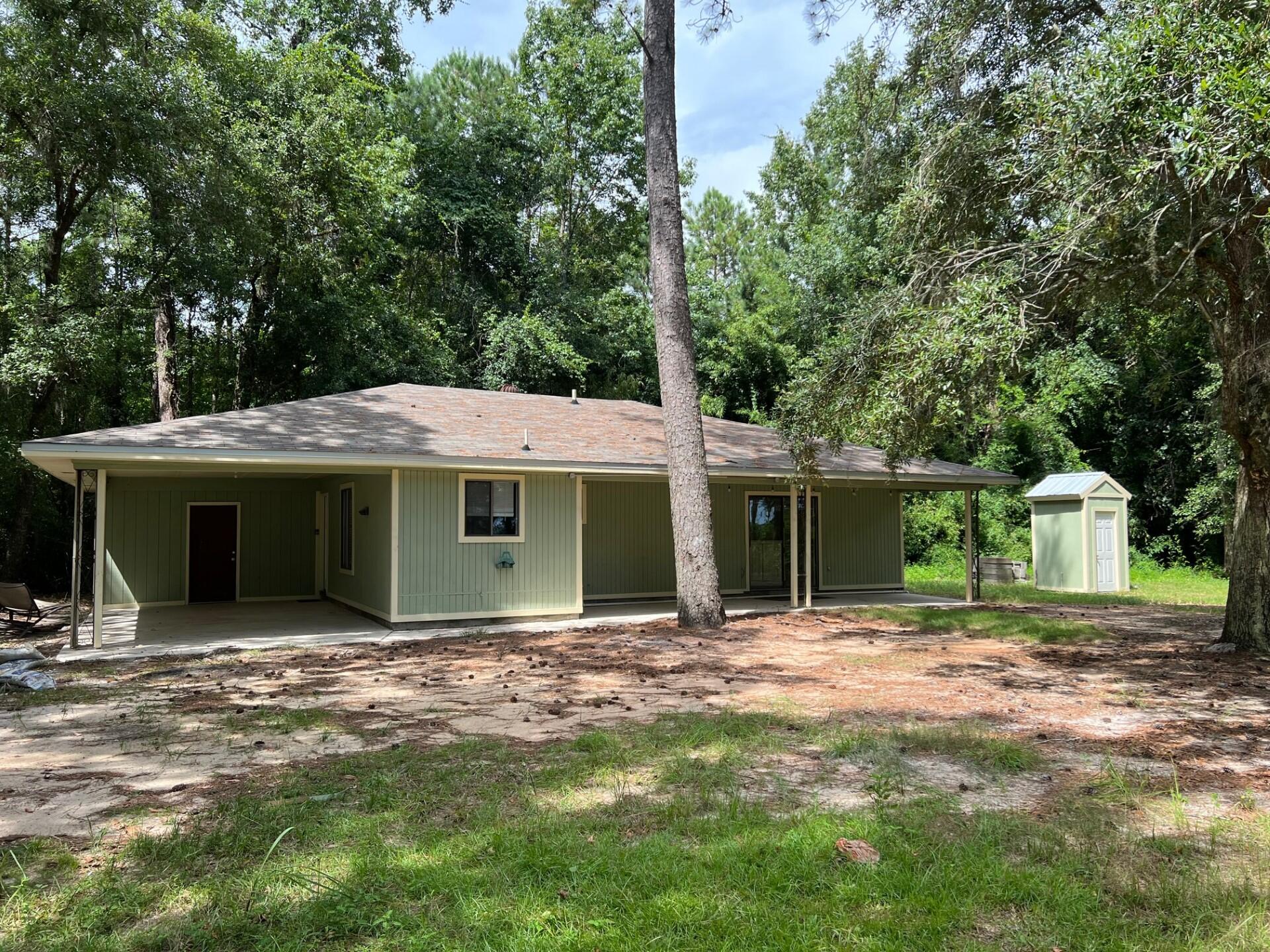 Are you looking for peace and quiet in Freeport? 35 Bay Breeze Drive provides the quiet atmosphere of days gone by with the convenience of being a few minutes from Freeport schools, restaurants, and Publix. The home has 3 bedrooms, 1.5 bathrooms, plenty of outdoor space & a beautiful view of the Choctawhatchee Bay. This home is vacant and ready for move in.