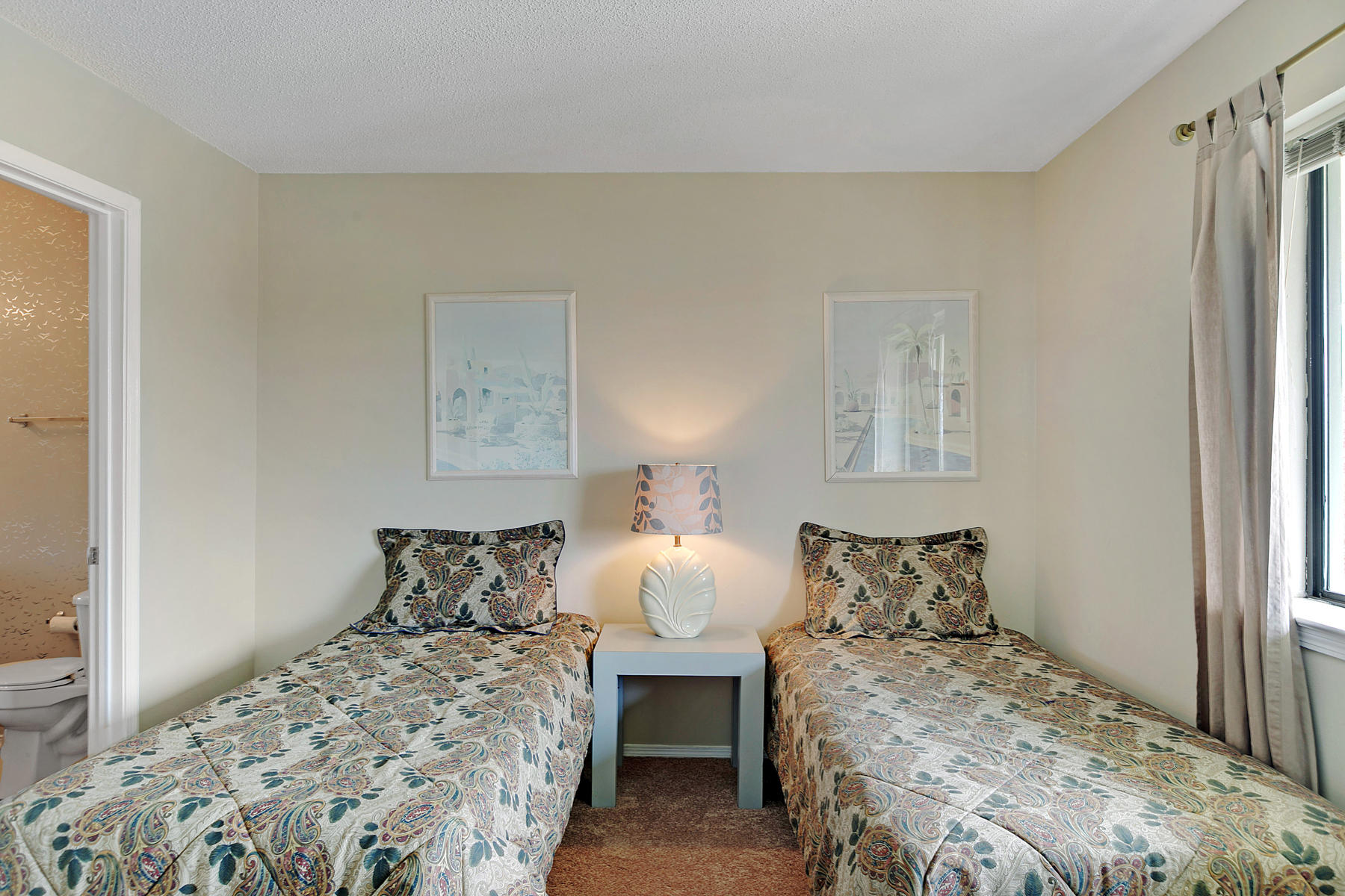 SANDPRINTS CONDO - Residential