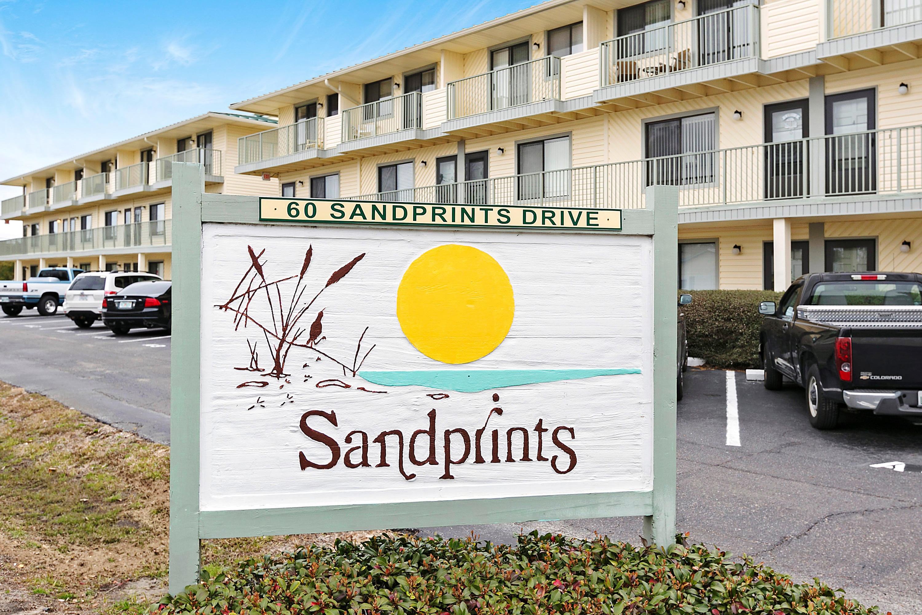 SANDPRINTS CONDO - Residential