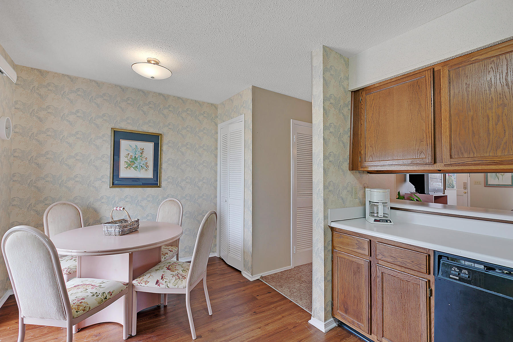 SANDPRINTS CONDO - Residential