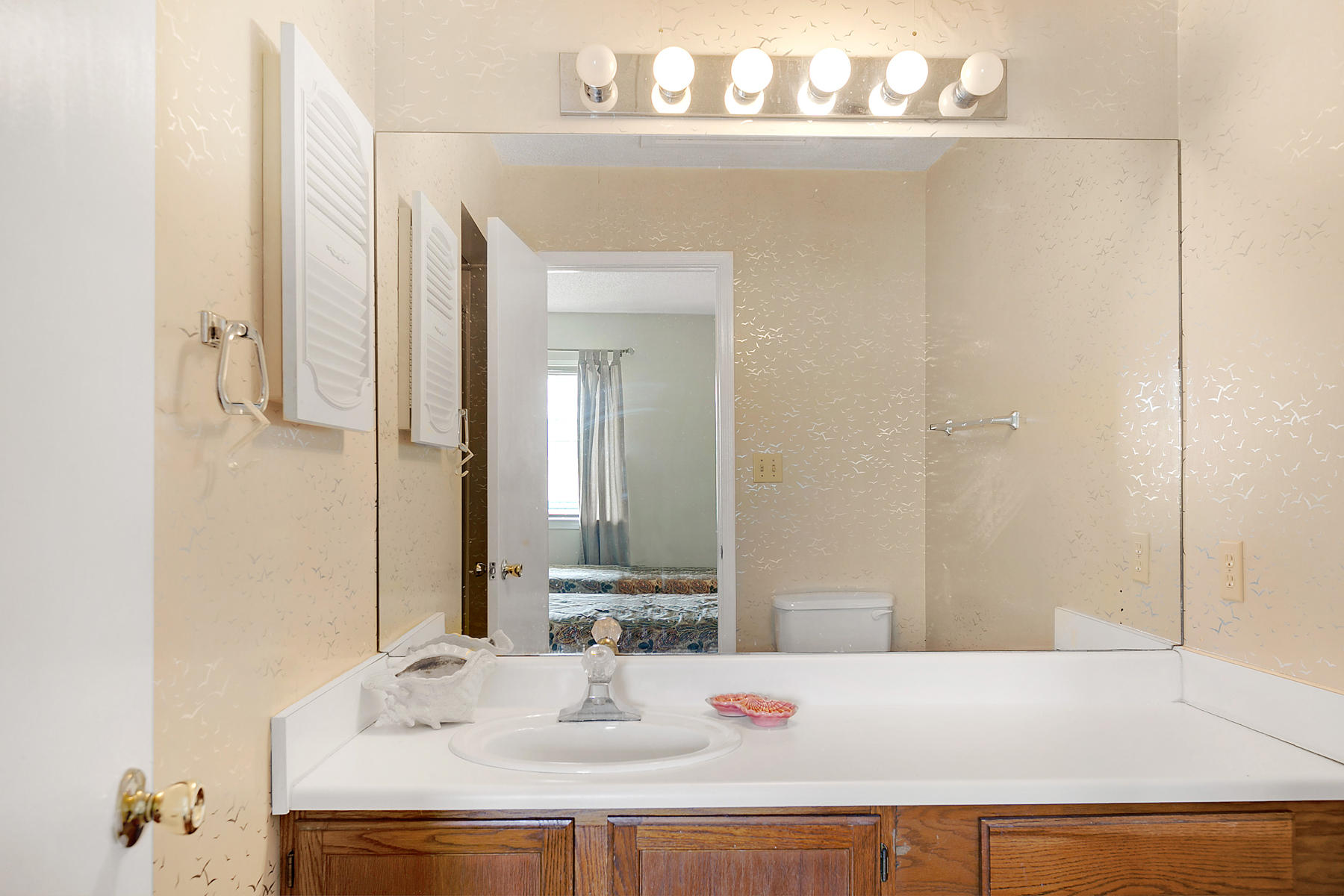 SANDPRINTS CONDO - Residential