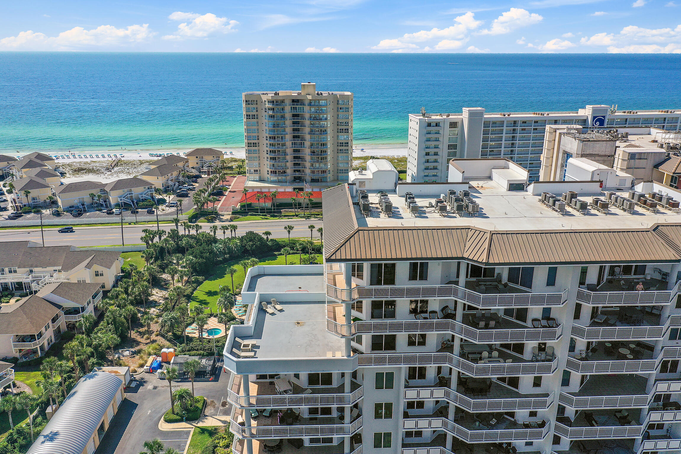 HARBOR LANDING - Residential