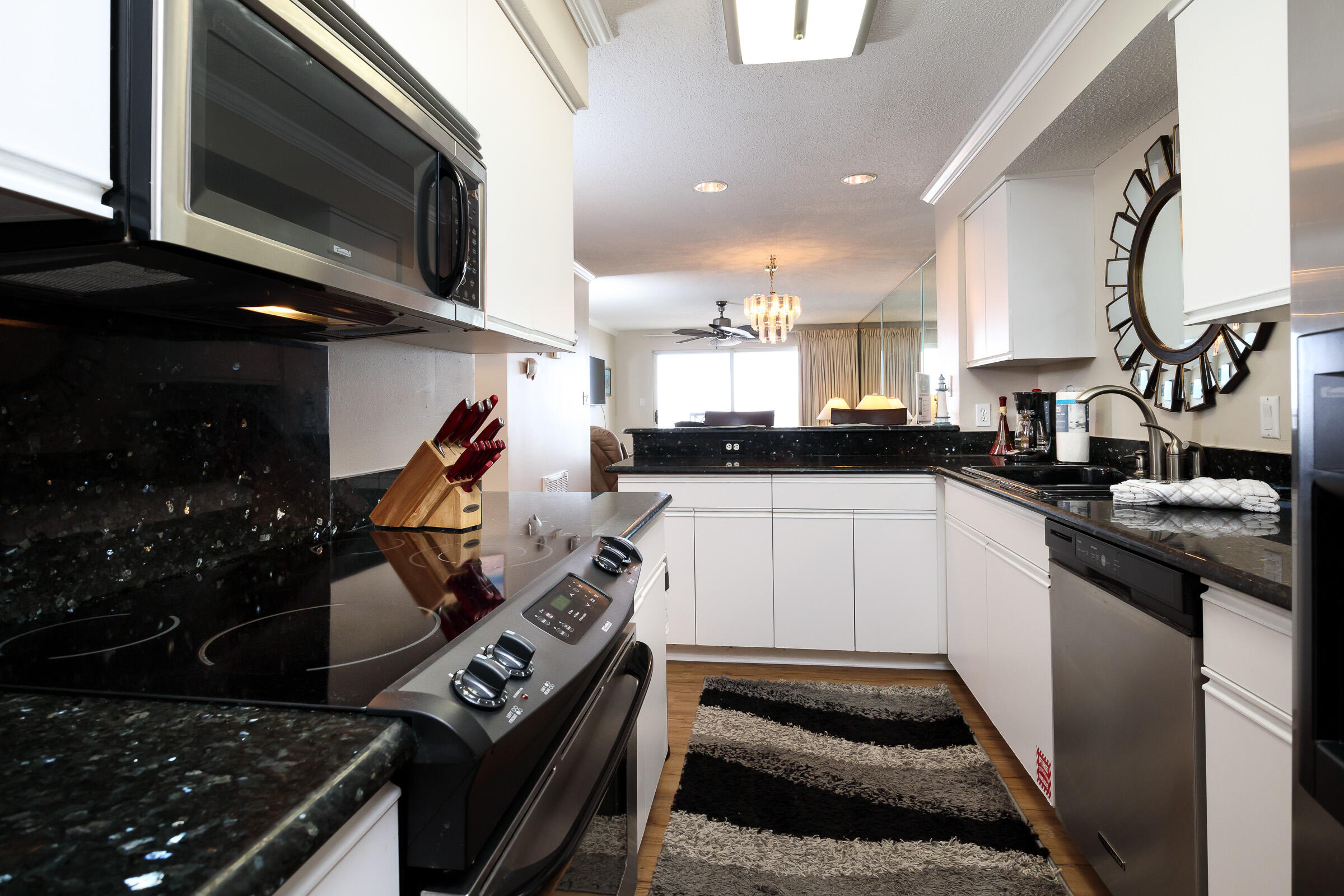 PALMS CONDO - Residential