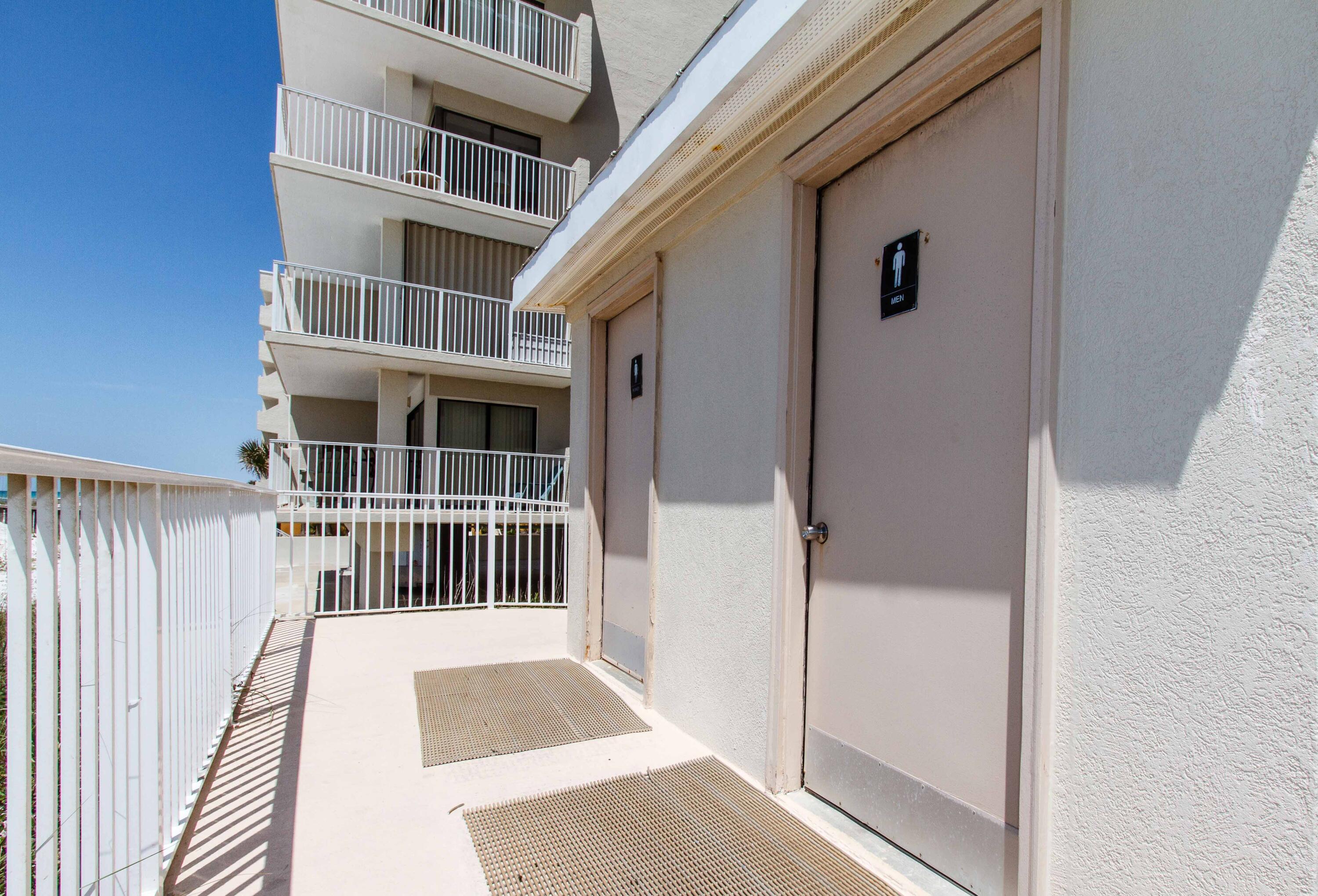 PALMS CONDO - Residential