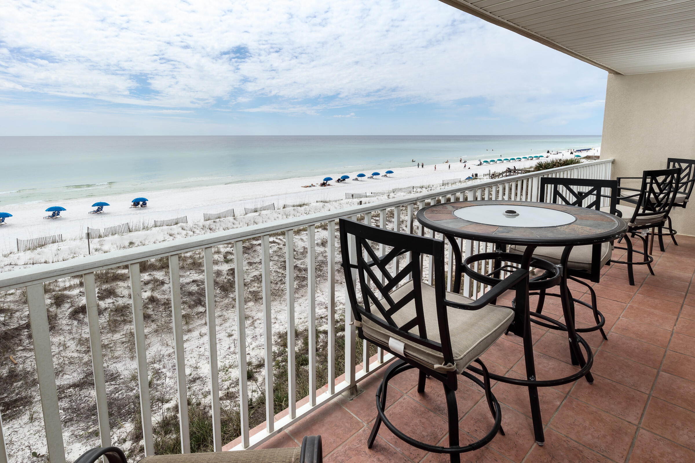 PALMS CONDO - Residential