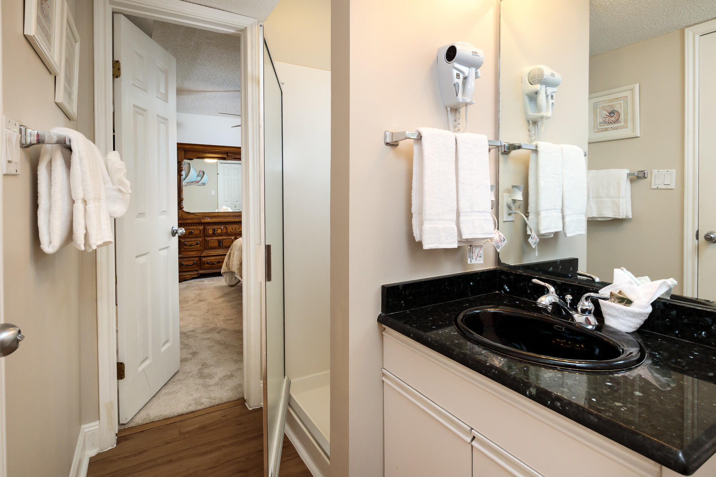 PALMS CONDO - Residential