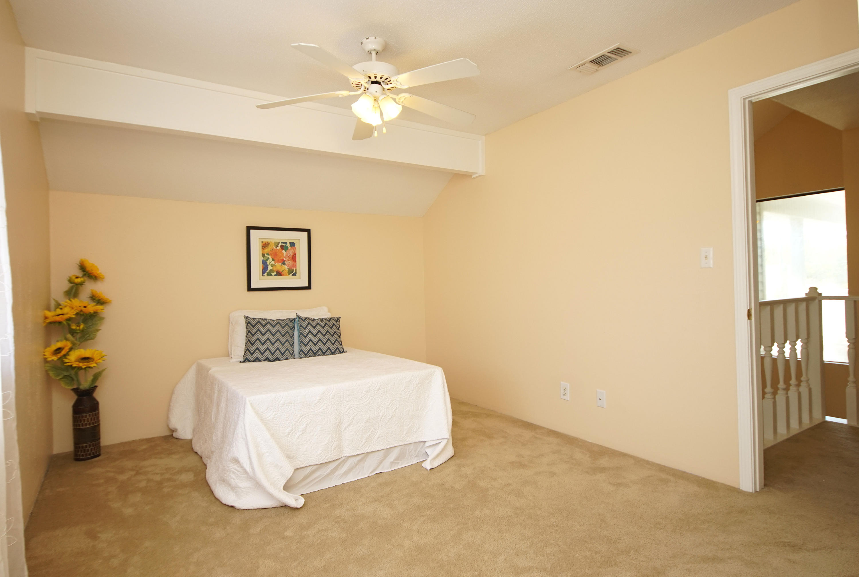 LAKESIDE VILLAGE - Residential