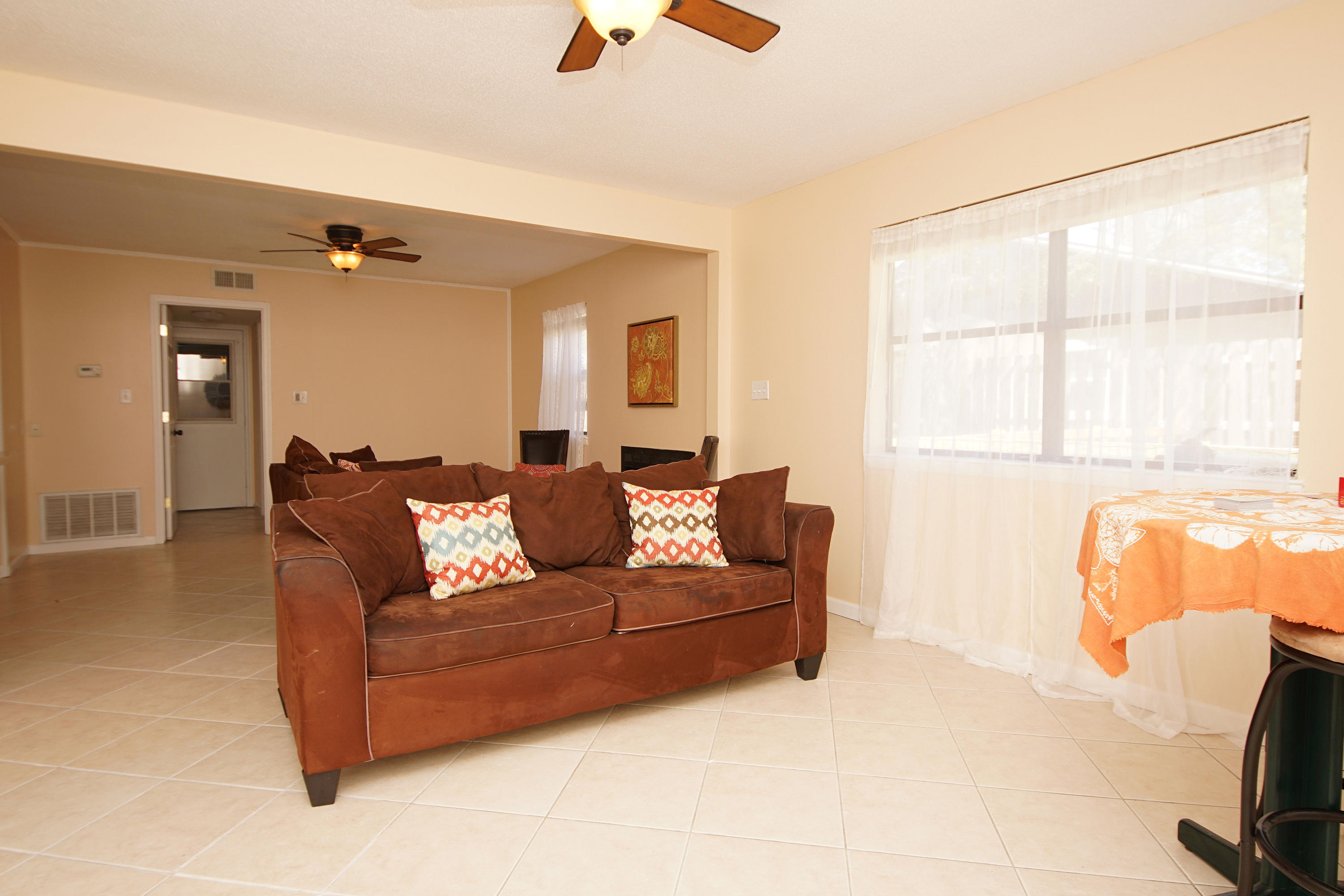 LAKESIDE VILLAGE - Residential