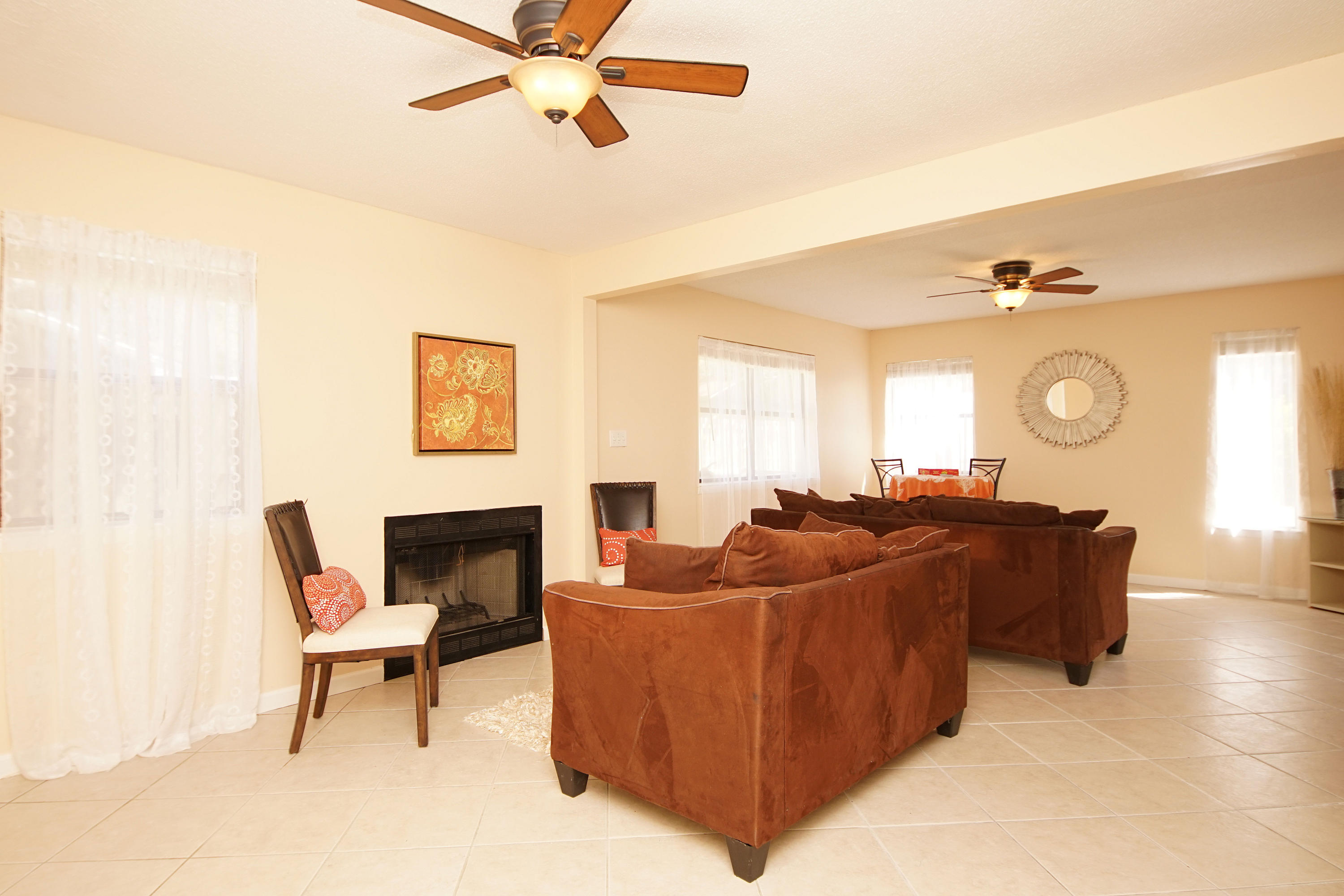 LAKESIDE VILLAGE - Residential