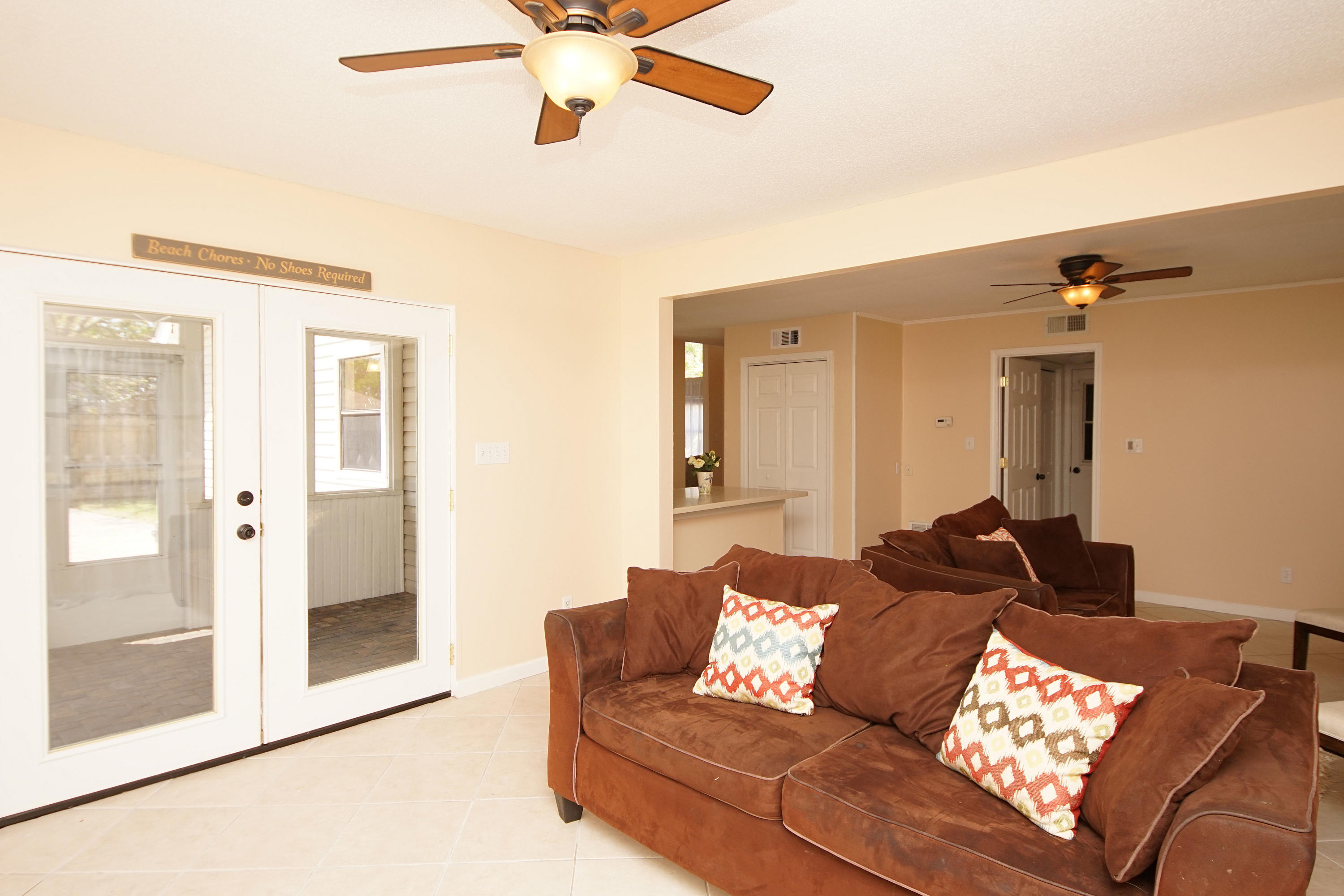 LAKESIDE VILLAGE - Residential