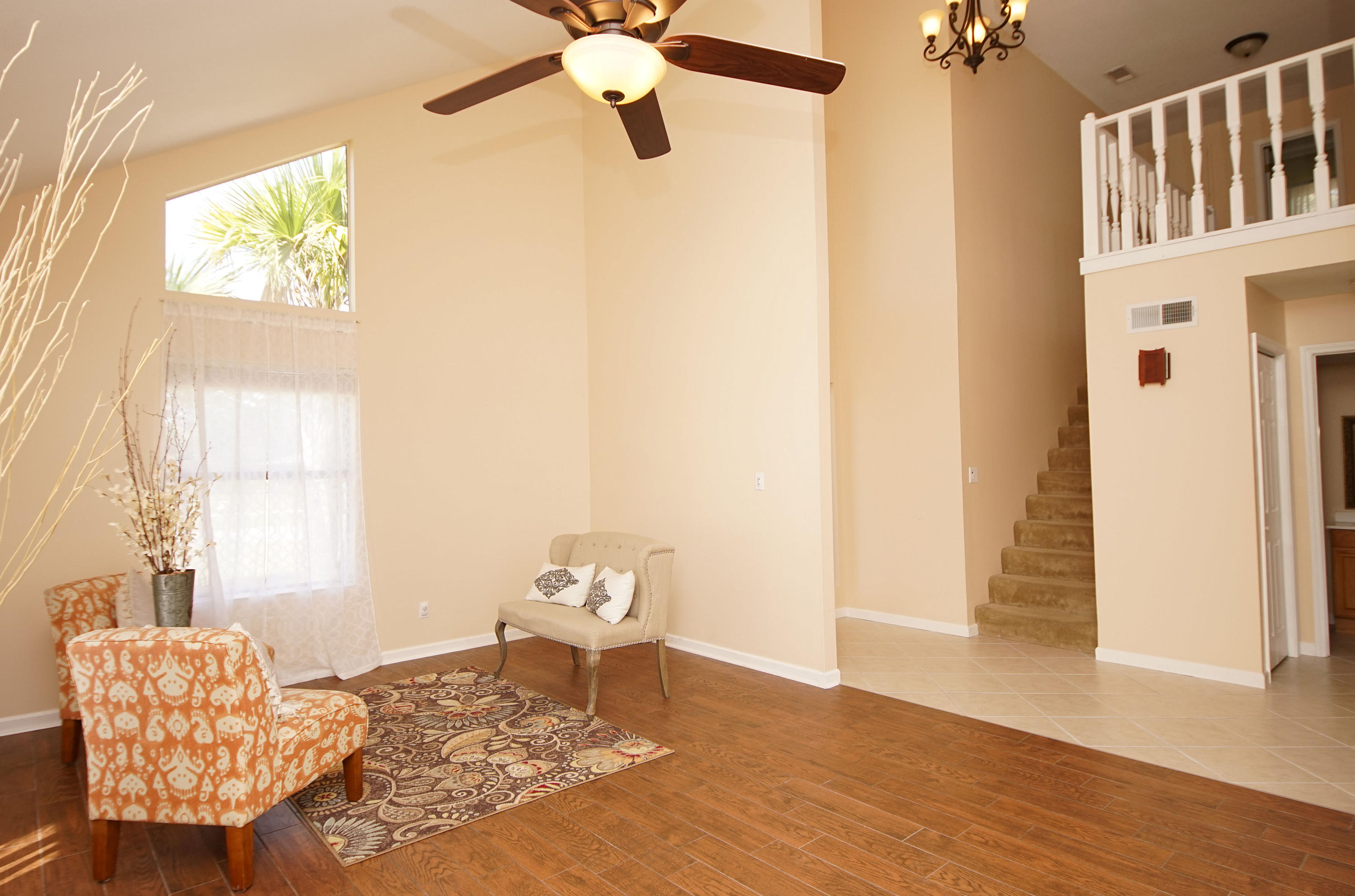 LAKESIDE VILLAGE - Residential