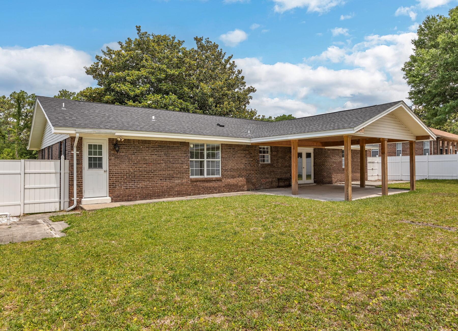 FIELD S/D 2ND ADDN - Residential Lease