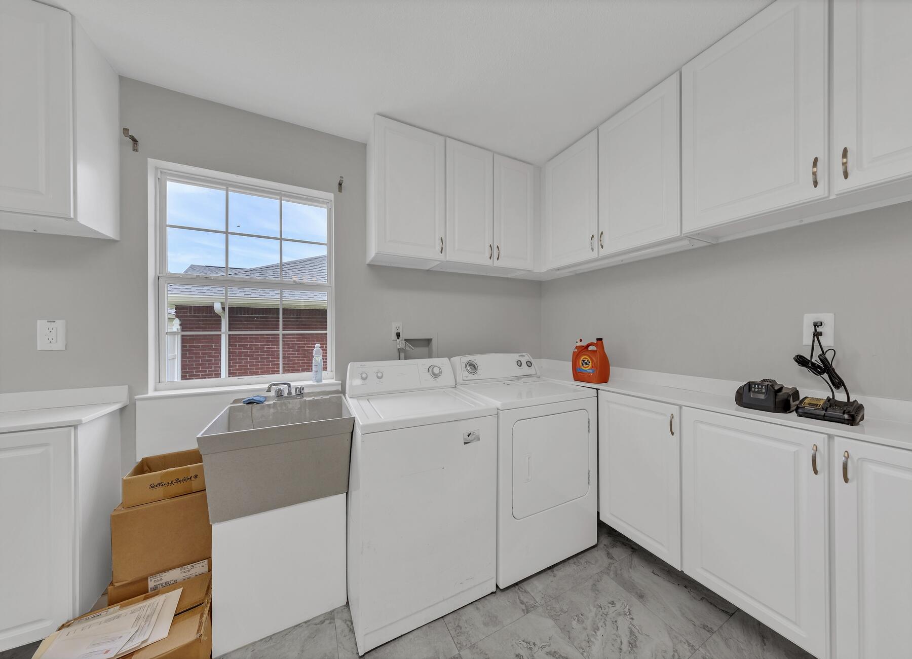 FIELD S/D 2ND ADDN - Residential Lease