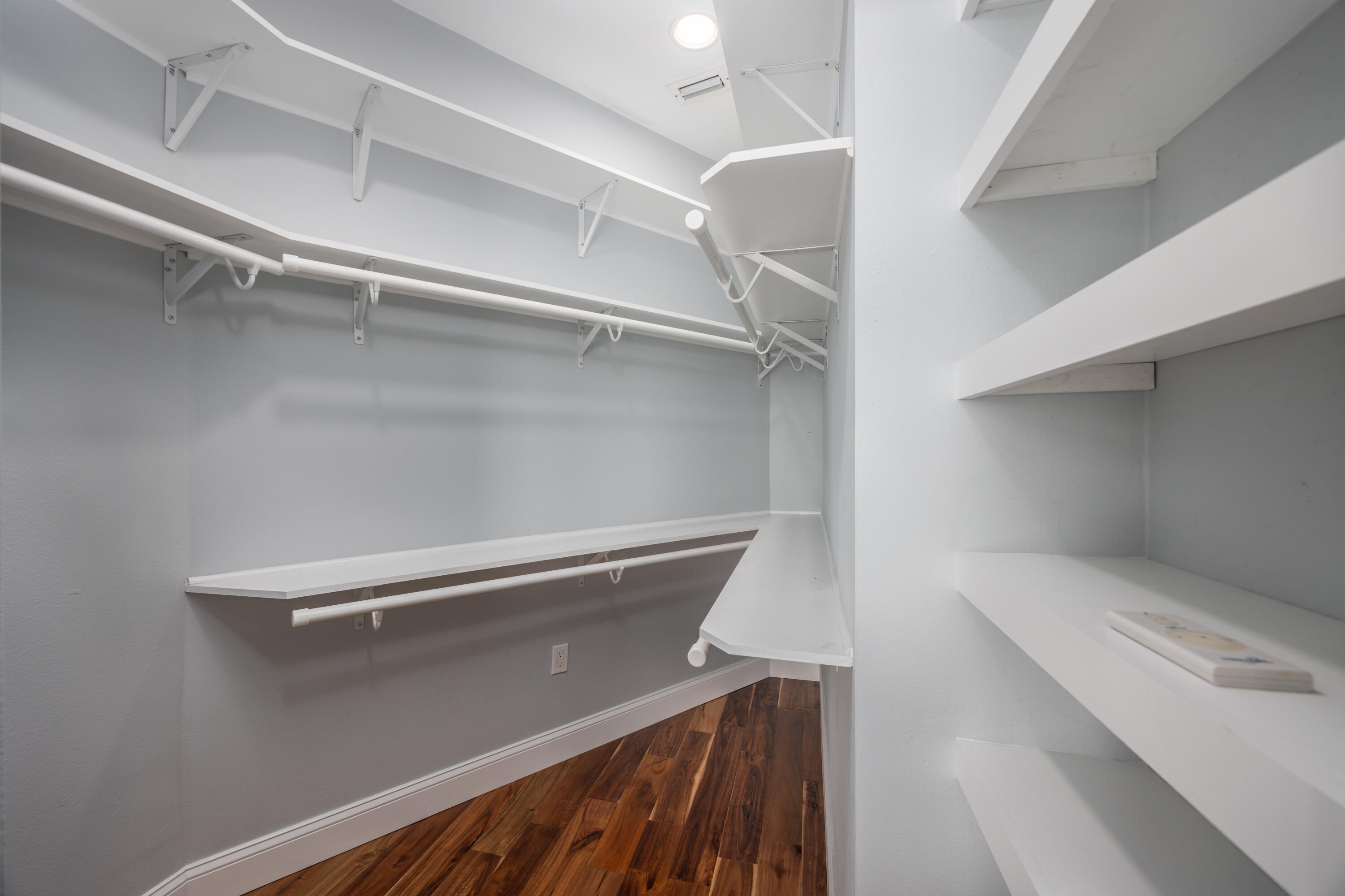 HIDDEN BAY VILLAGE PH 2 - Residential