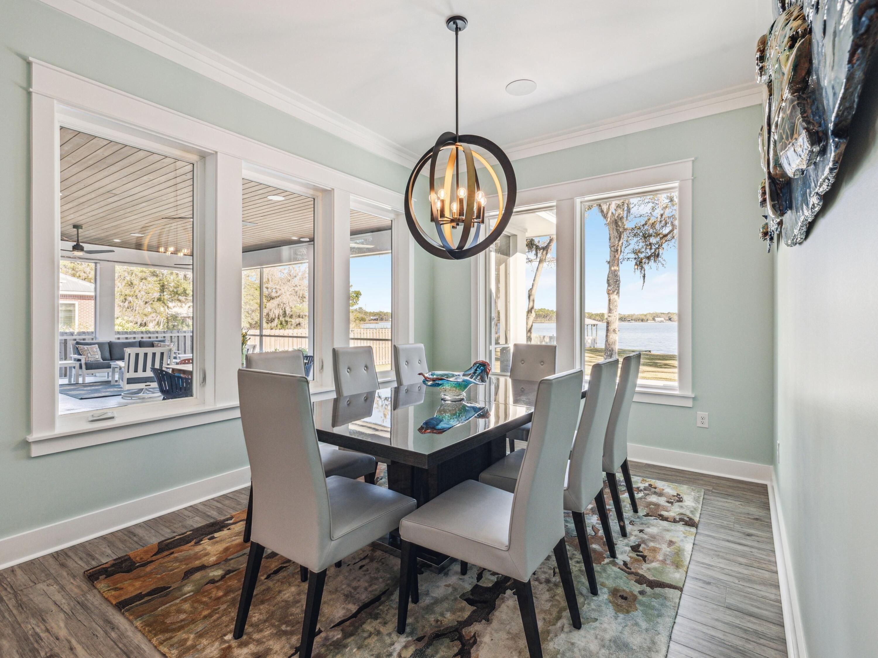 BAY GROVE - Residential