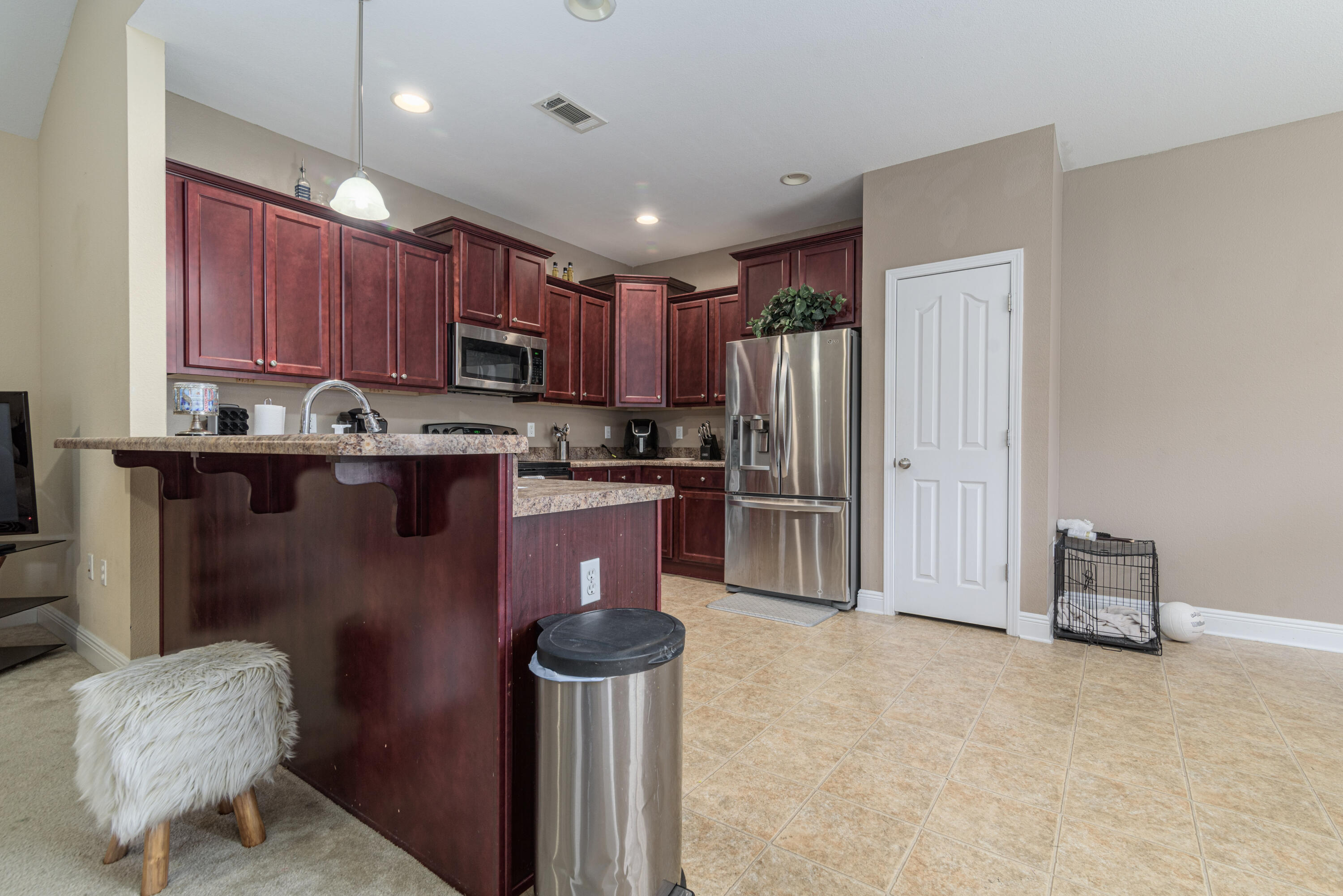 ROLLING RIDGE - Residential