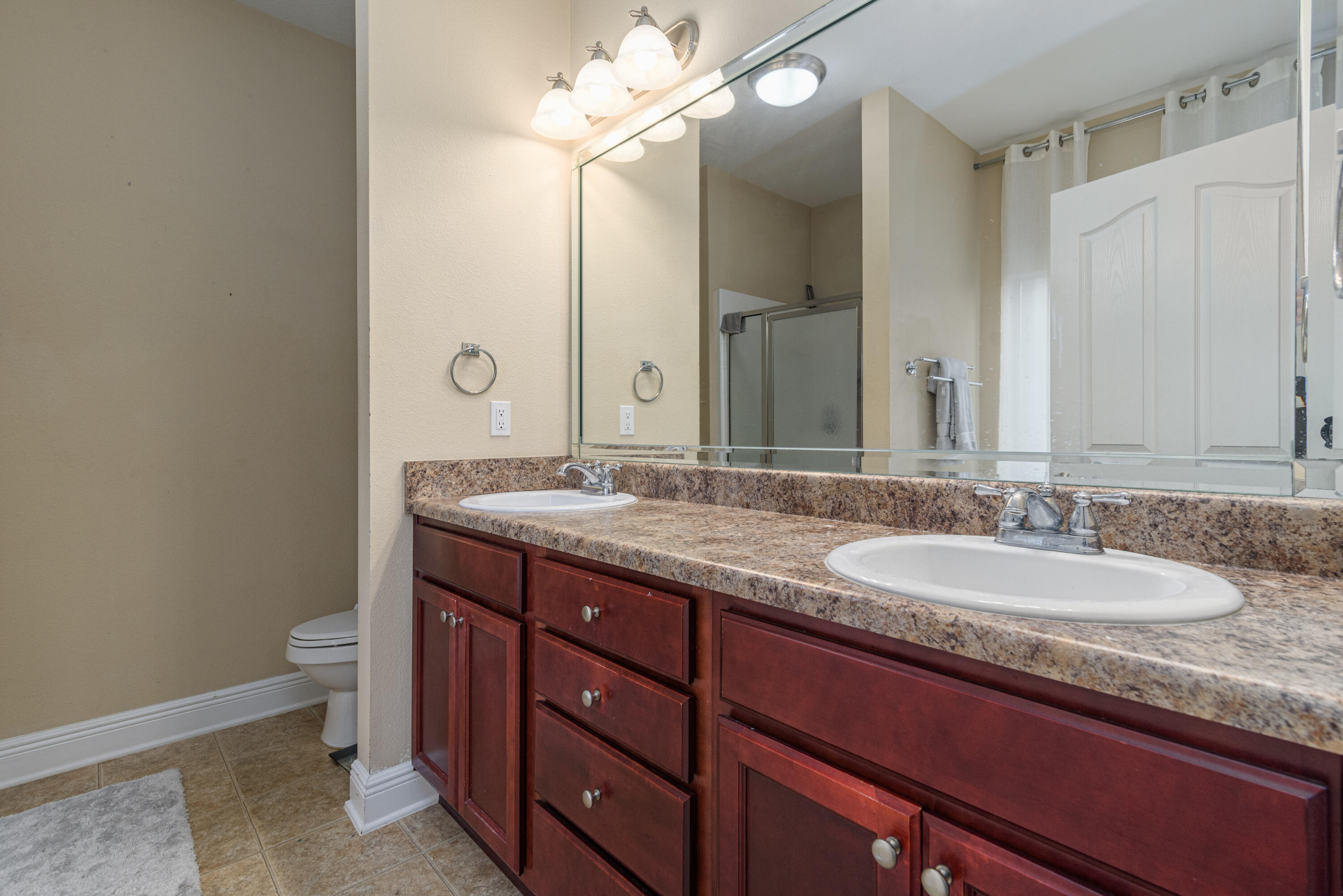 ROLLING RIDGE - Residential