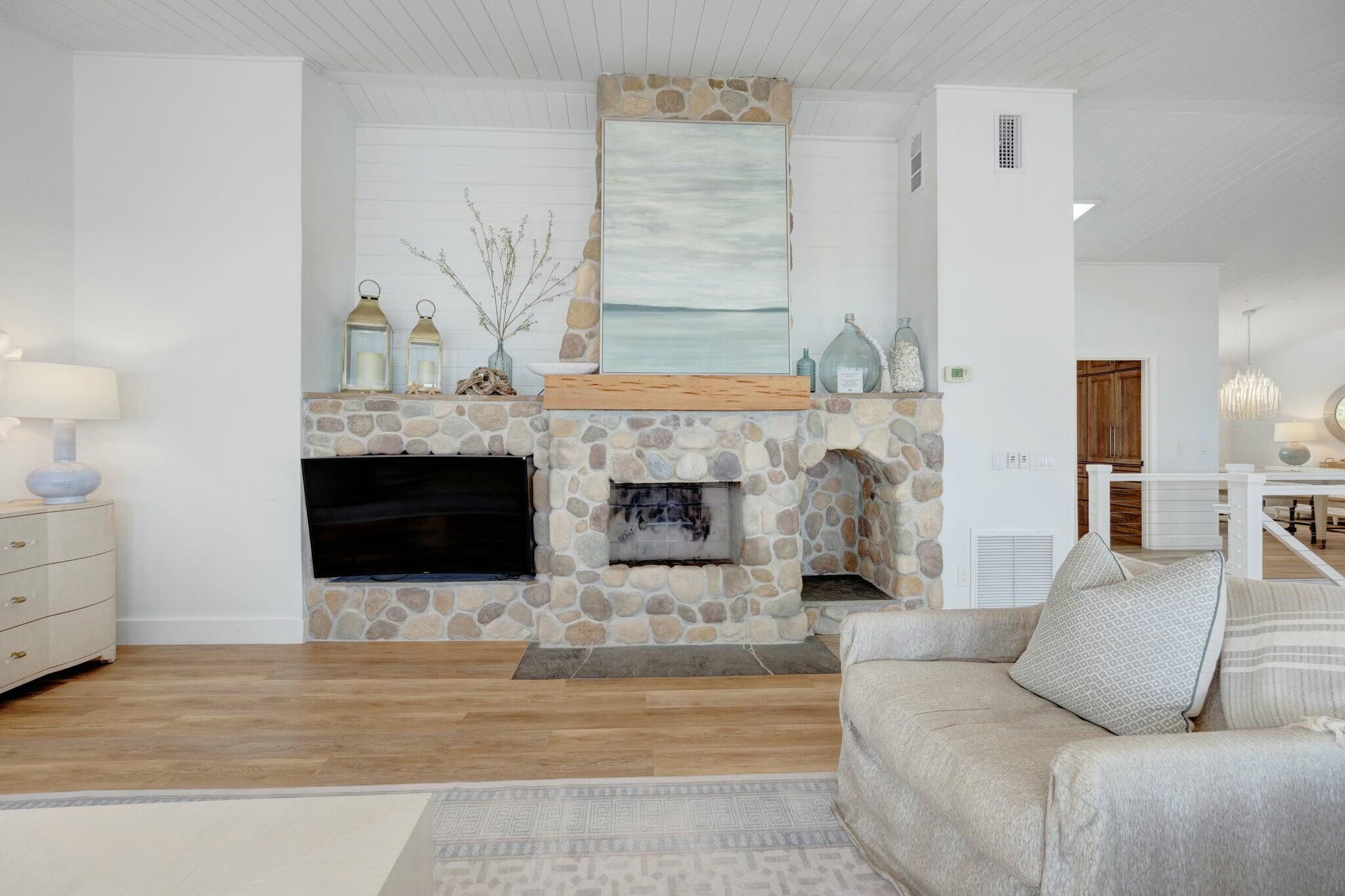 CAMP CREEK LAKE - Residential