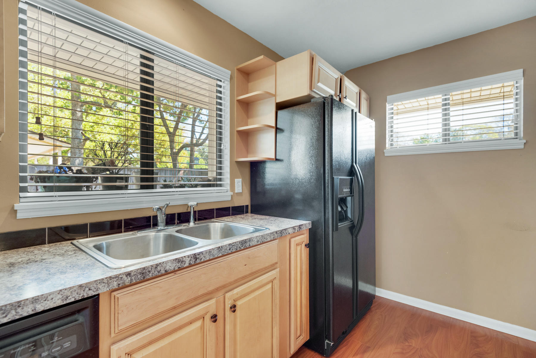 ELLIOTTS POINT 10TH ADDN - Residential