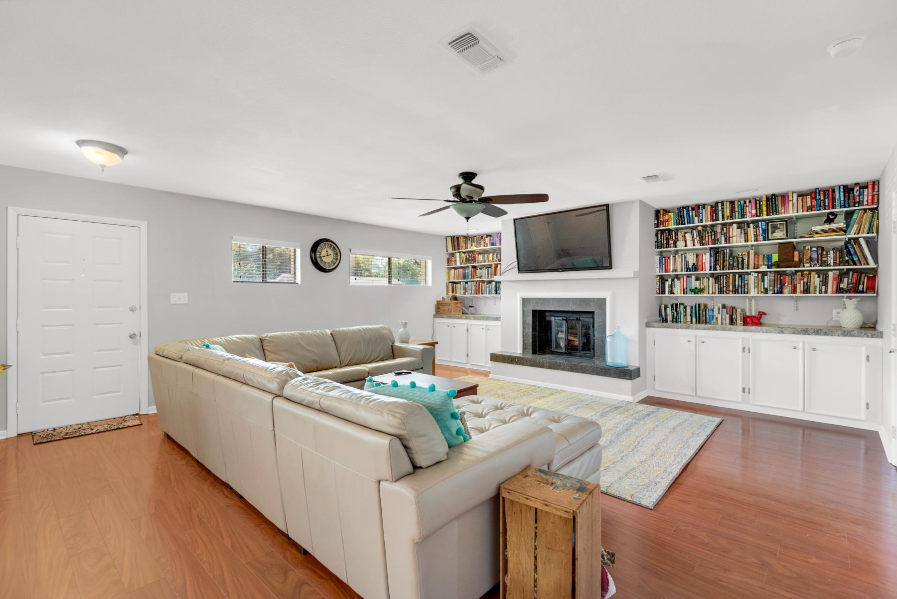 ELLIOTTS POINT 10TH ADDN - Residential