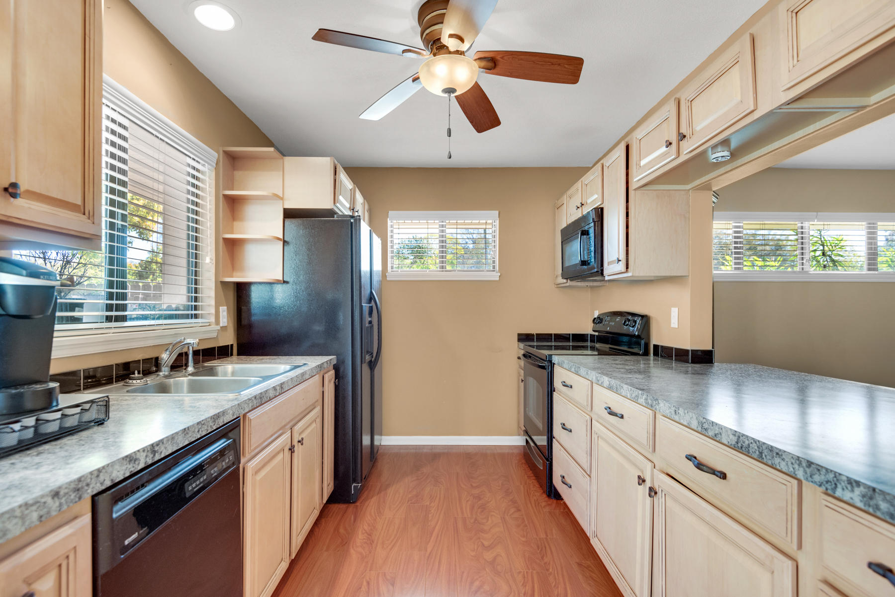 ELLIOTTS POINT 10TH ADDN - Residential