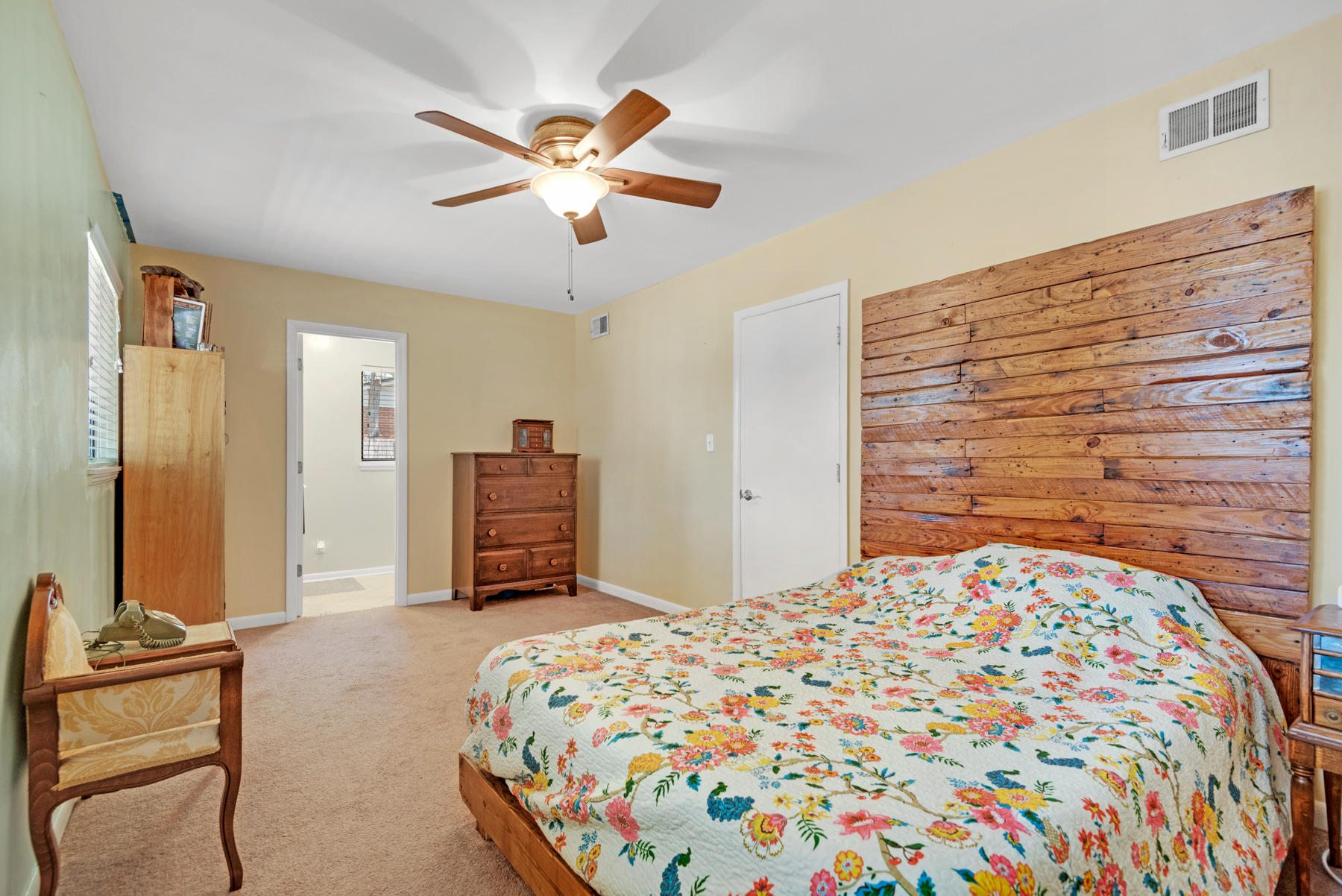 ELLIOTTS POINT 10TH ADDN - Residential