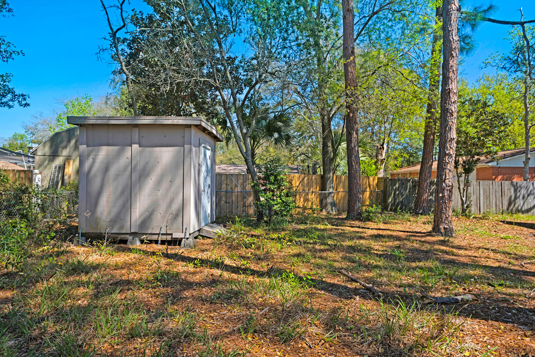 ELLIOTTS POINT 10TH ADDN - Residential