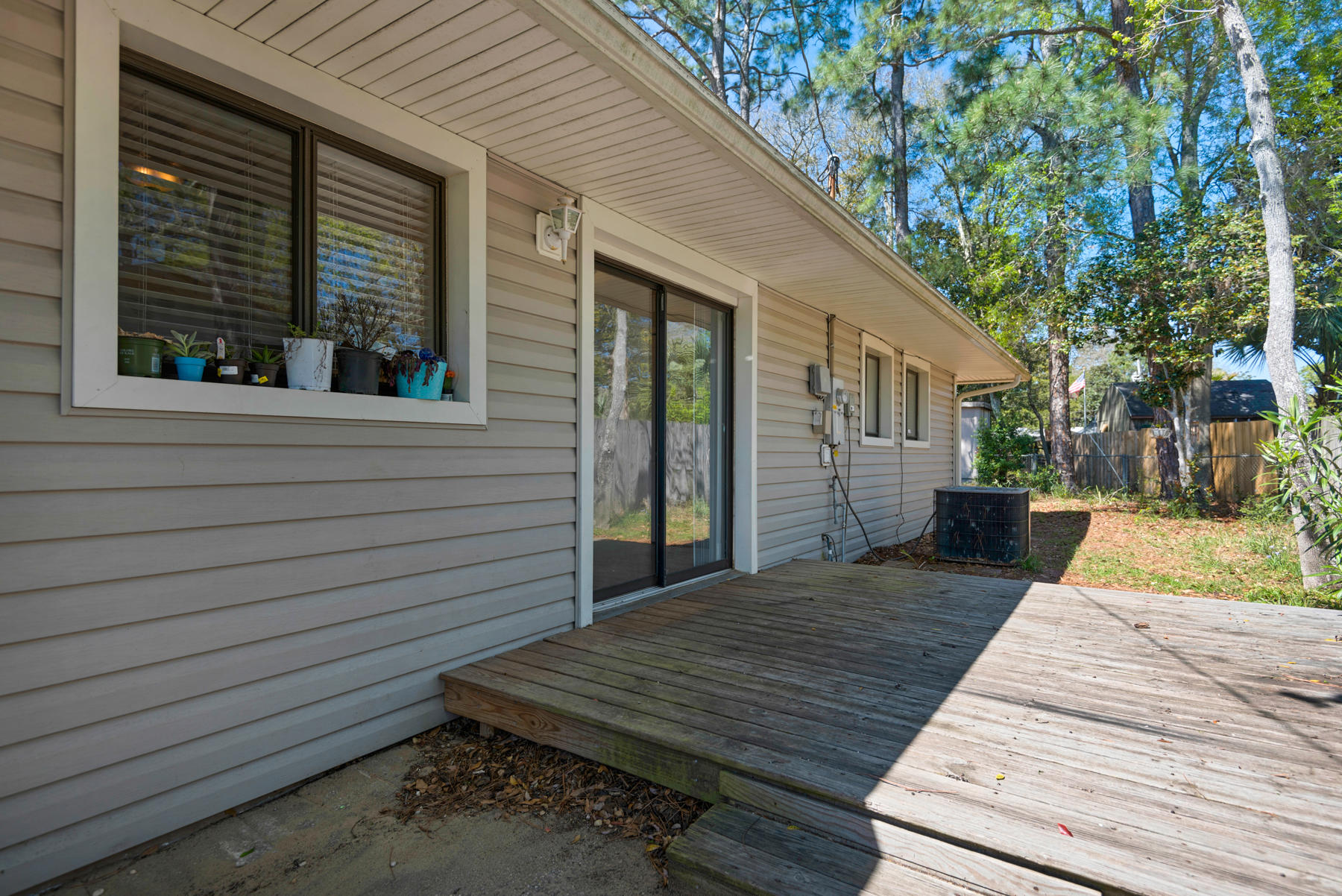 ELLIOTTS POINT 10TH ADDN - Residential