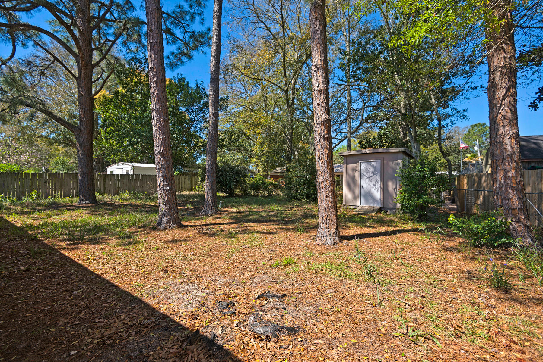 ELLIOTTS POINT 10TH ADDN - Residential