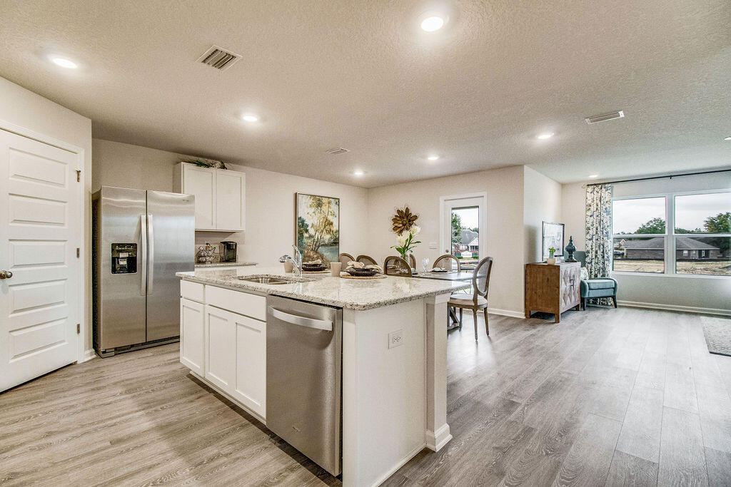 HOMEWOOD EST - Residential