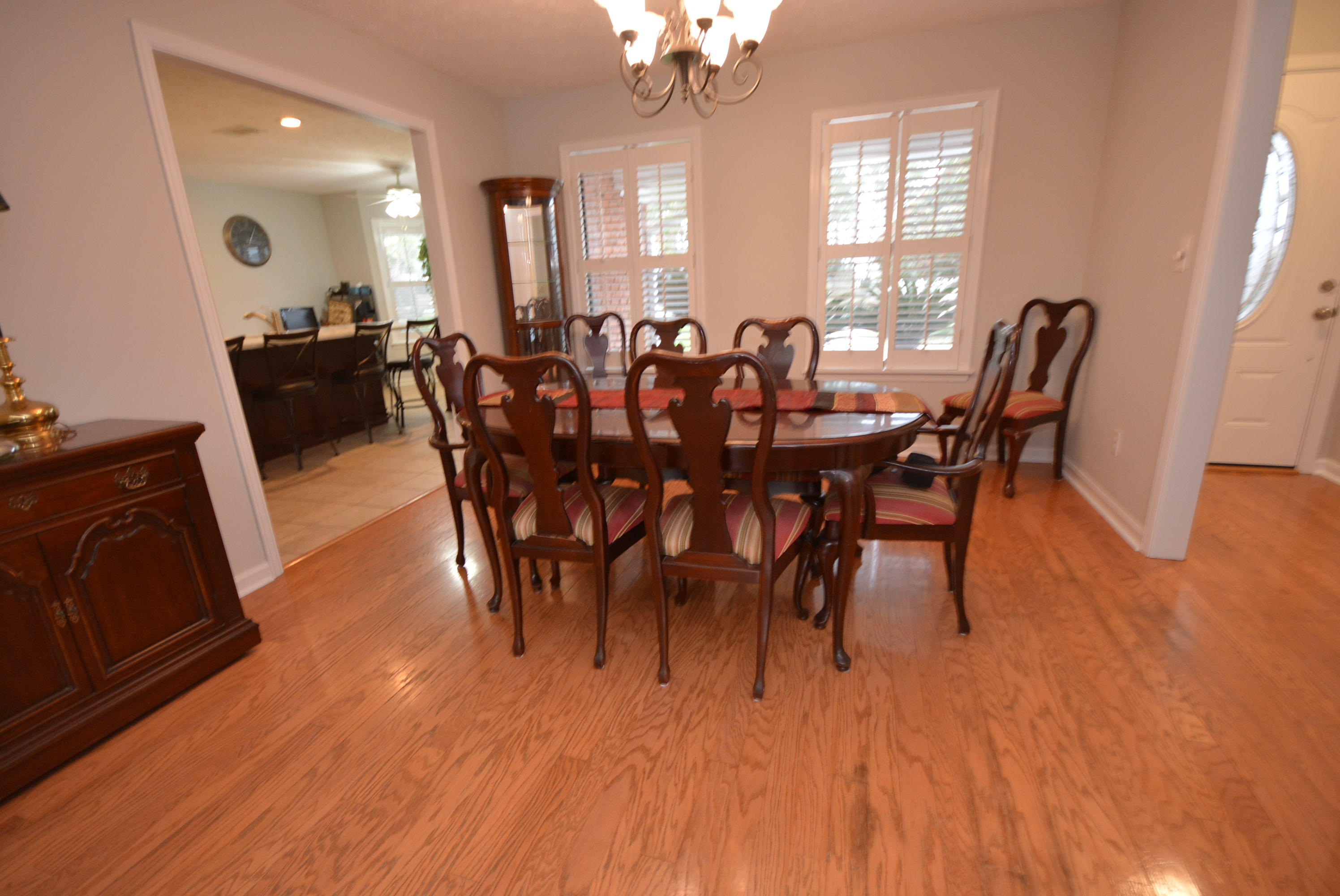COLONY CLUB HARBOUR PH 2 - Residential