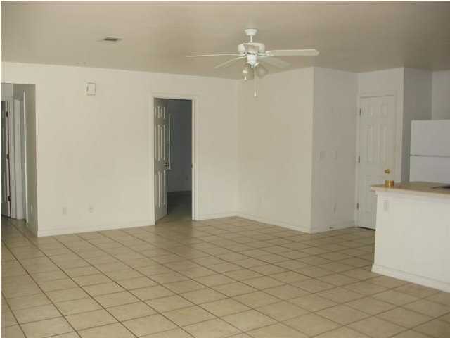 CLASSIC MANOR - Residential Lease