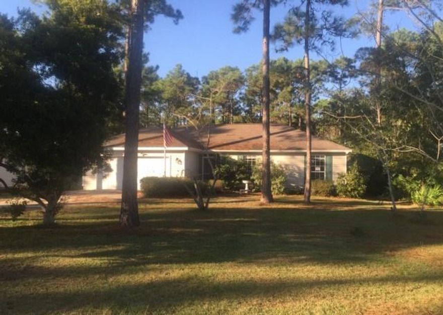 REO ~ This 3 Bd / 2 Ba home is move in ready with fresh paint & new carpet... The large living room offers laminate wood floors & access to the fenced back yard. The eat-in kitchen features tile flooring. Both bathrooms also feature tile flooring. The master suite offers a walk in closet & garden tub. All situated on a large fenced lot. Don't miss out on this great home.