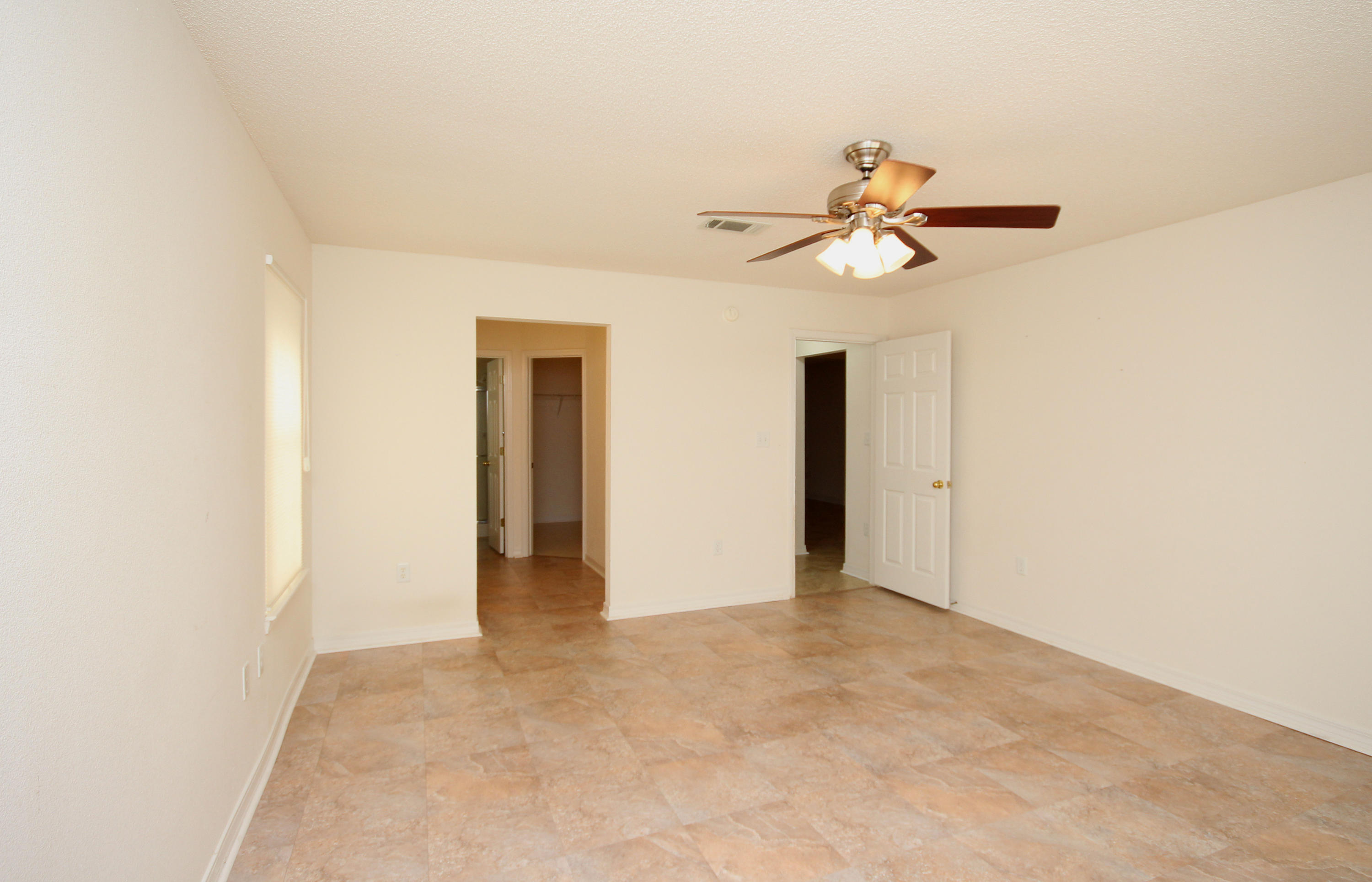 MARSH HARBOR - Residential