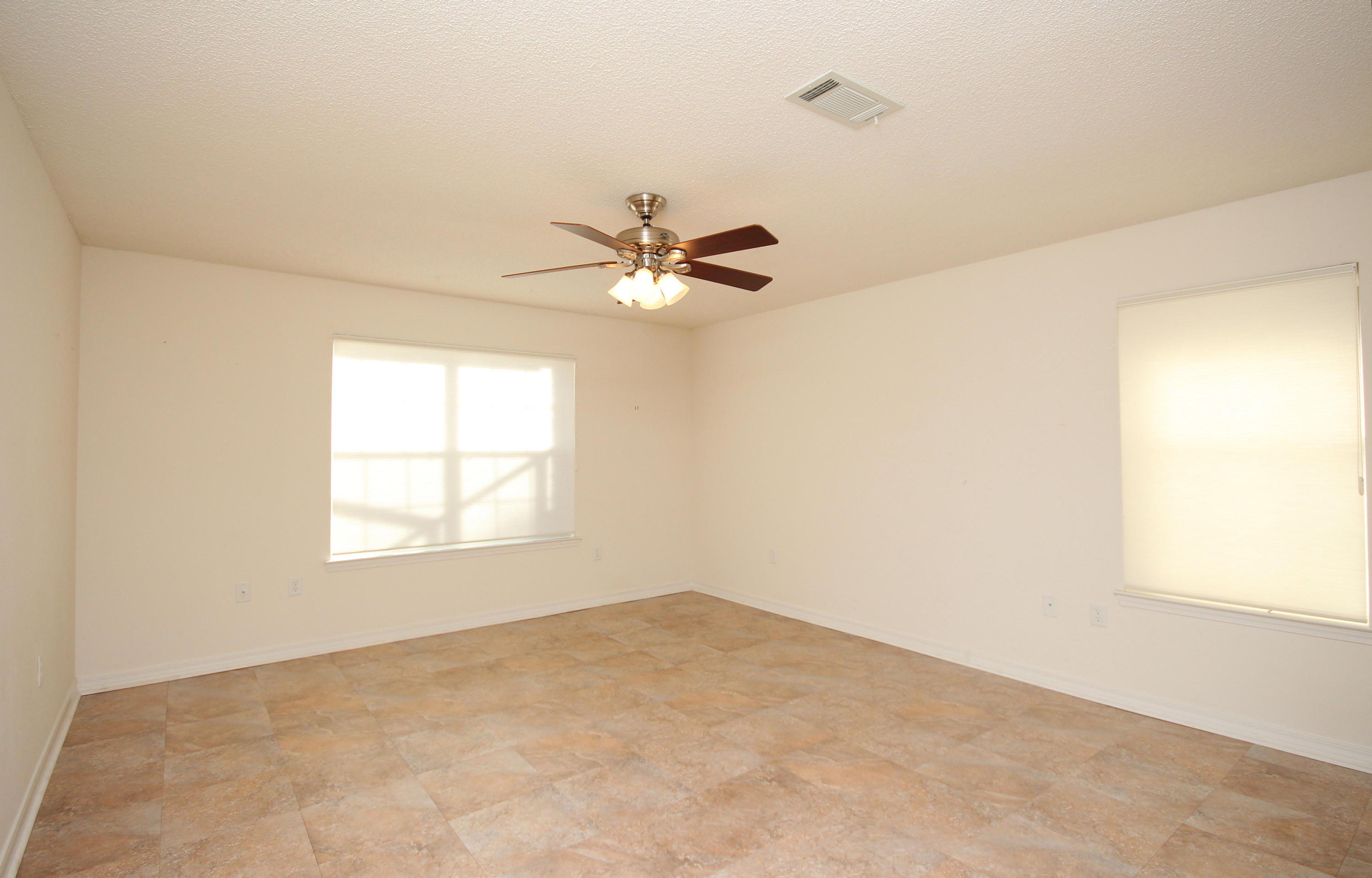 MARSH HARBOR - Residential