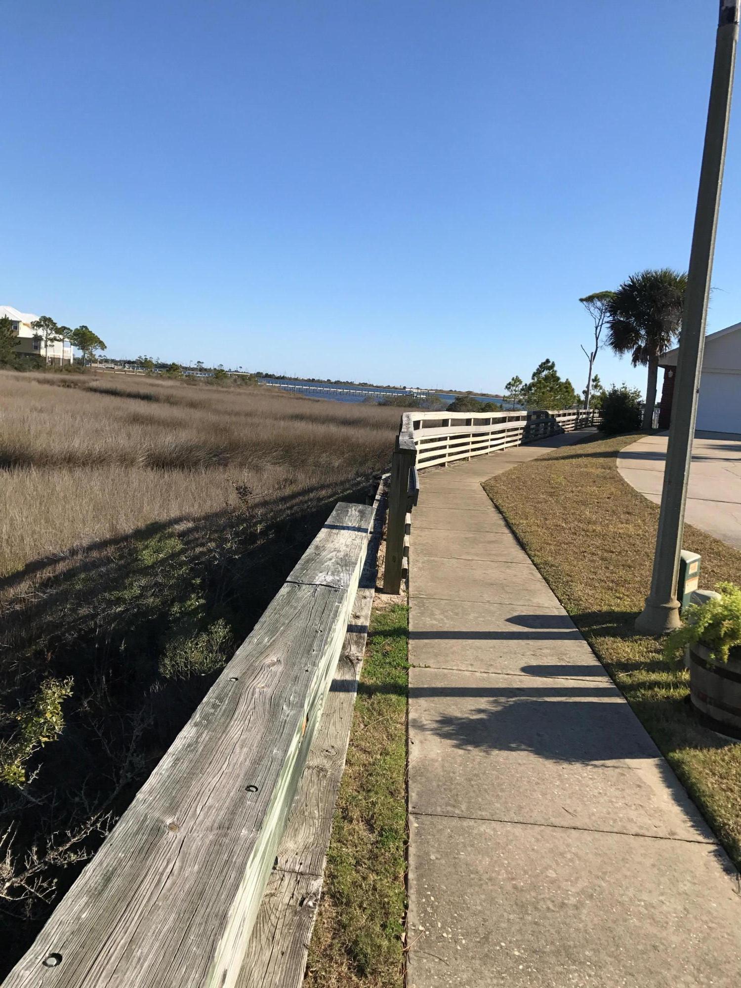 MARSH HARBOR - Residential