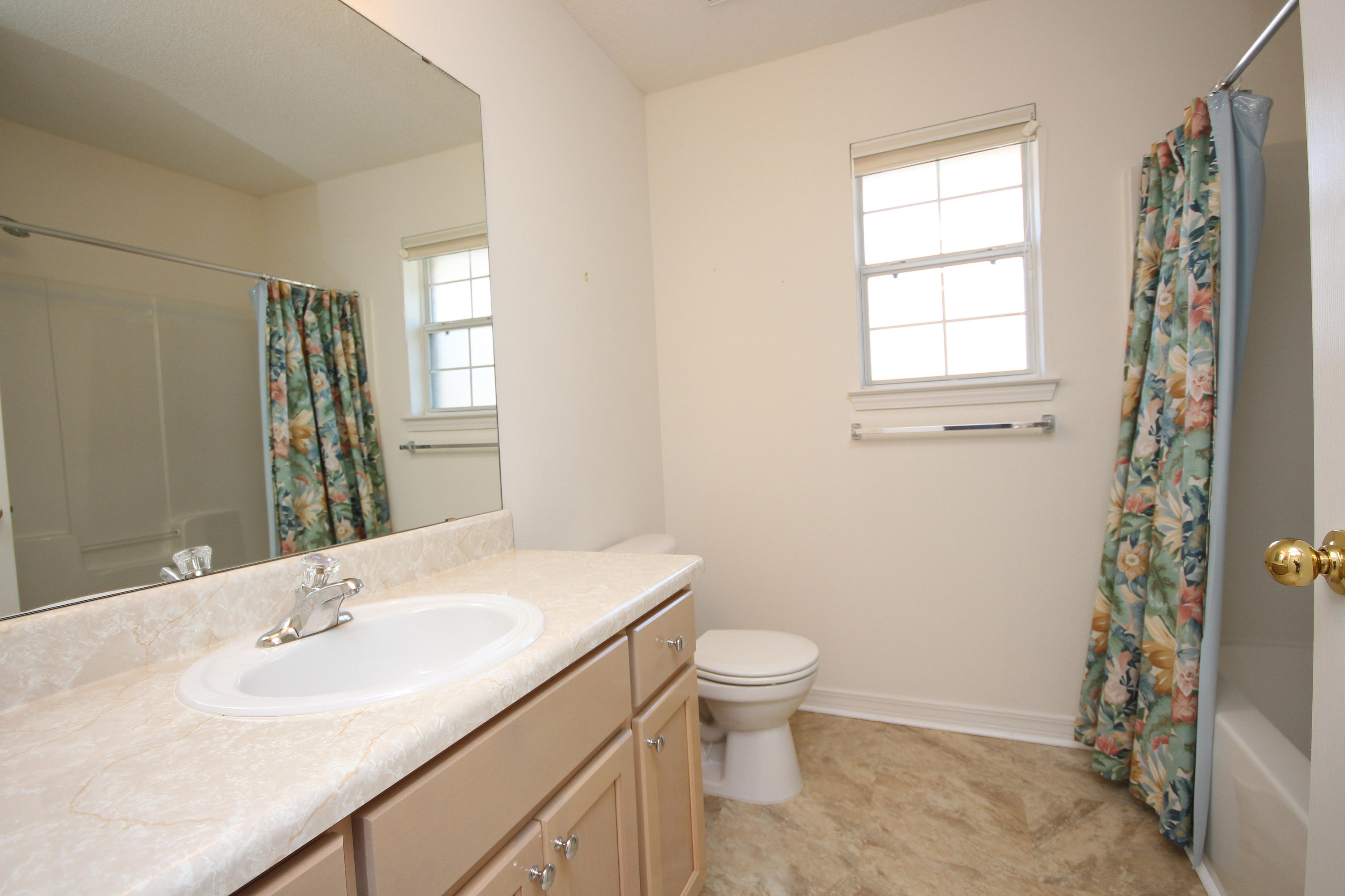 MARSH HARBOR - Residential