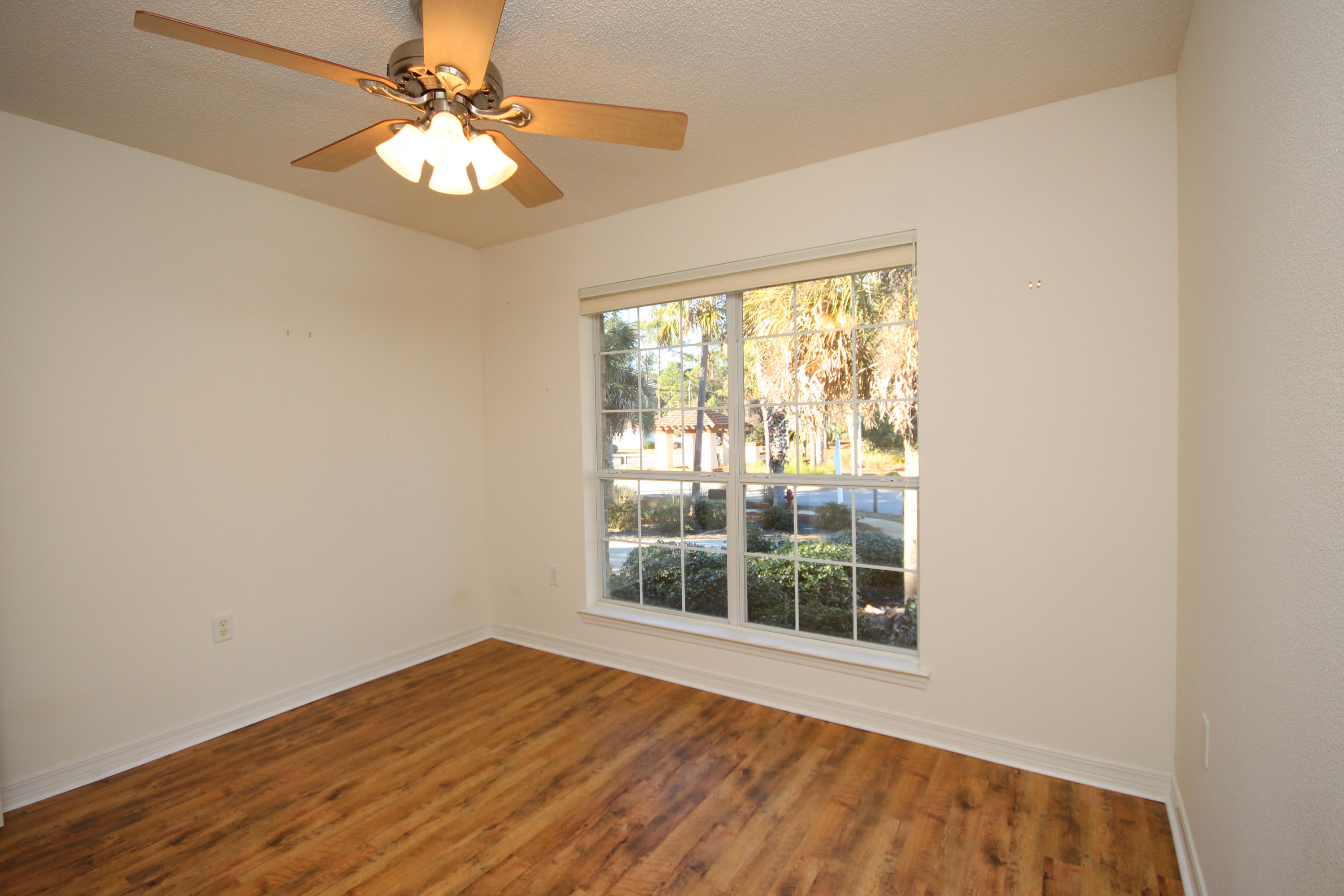 MARSH HARBOR - Residential