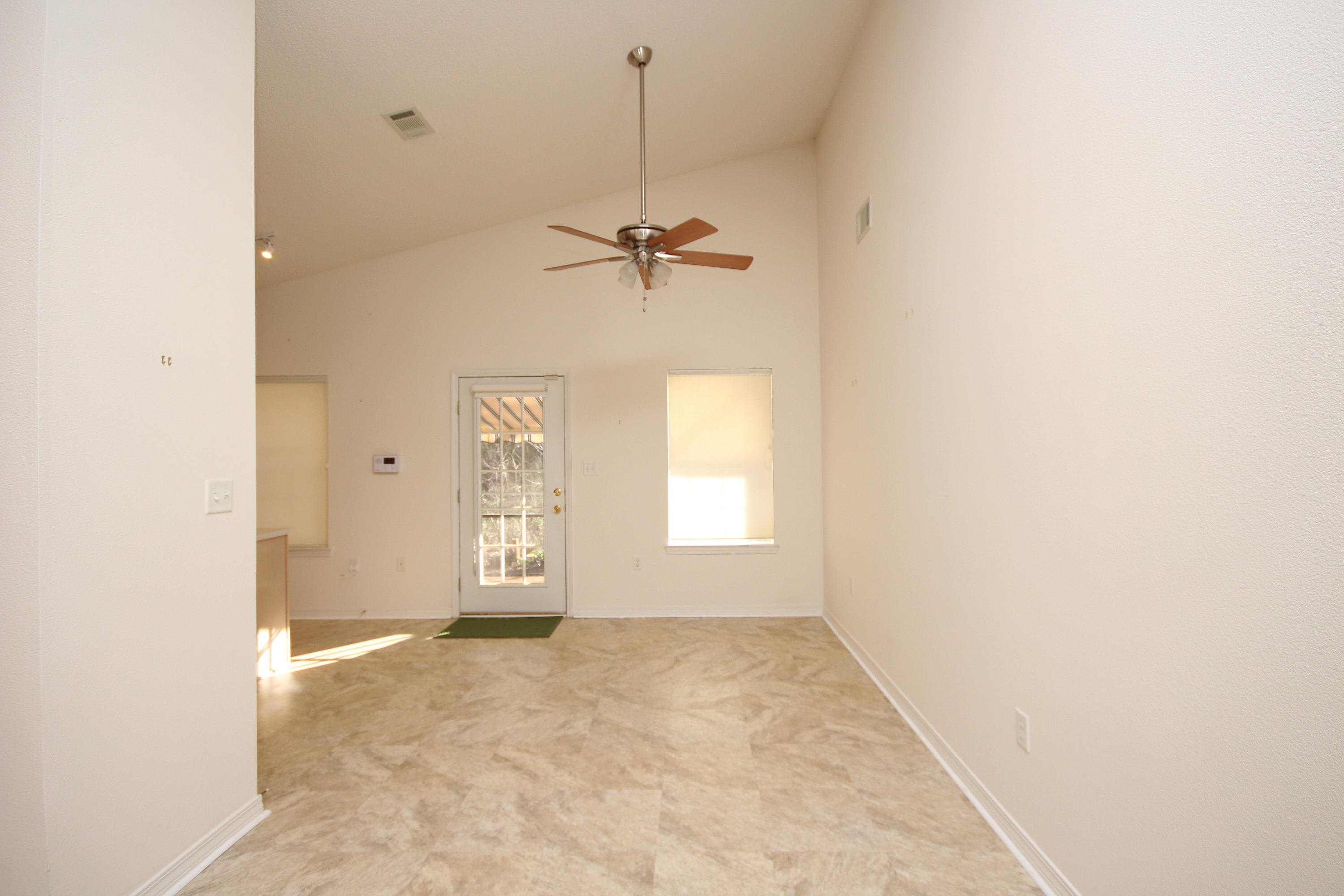 MARSH HARBOR - Residential