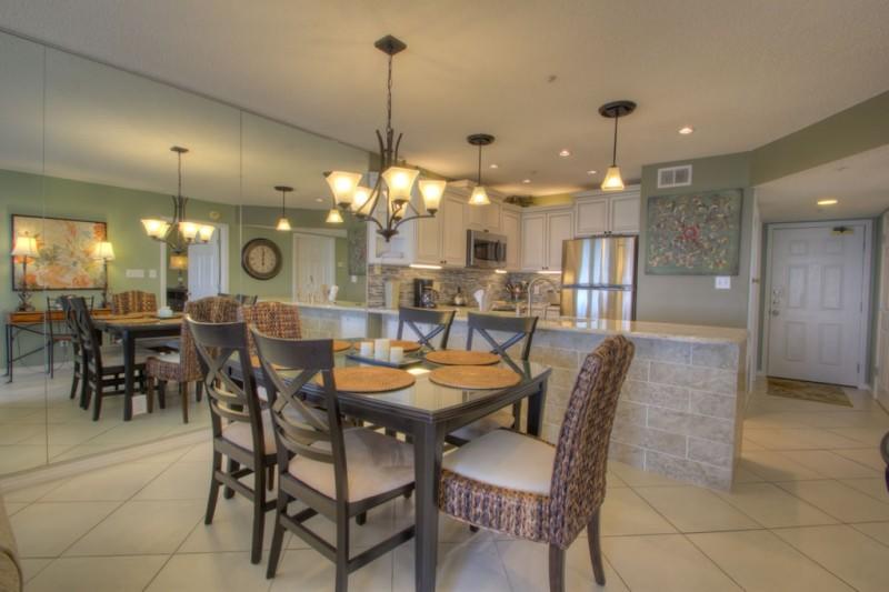 MARAVILLA CONDO 1 - Residential