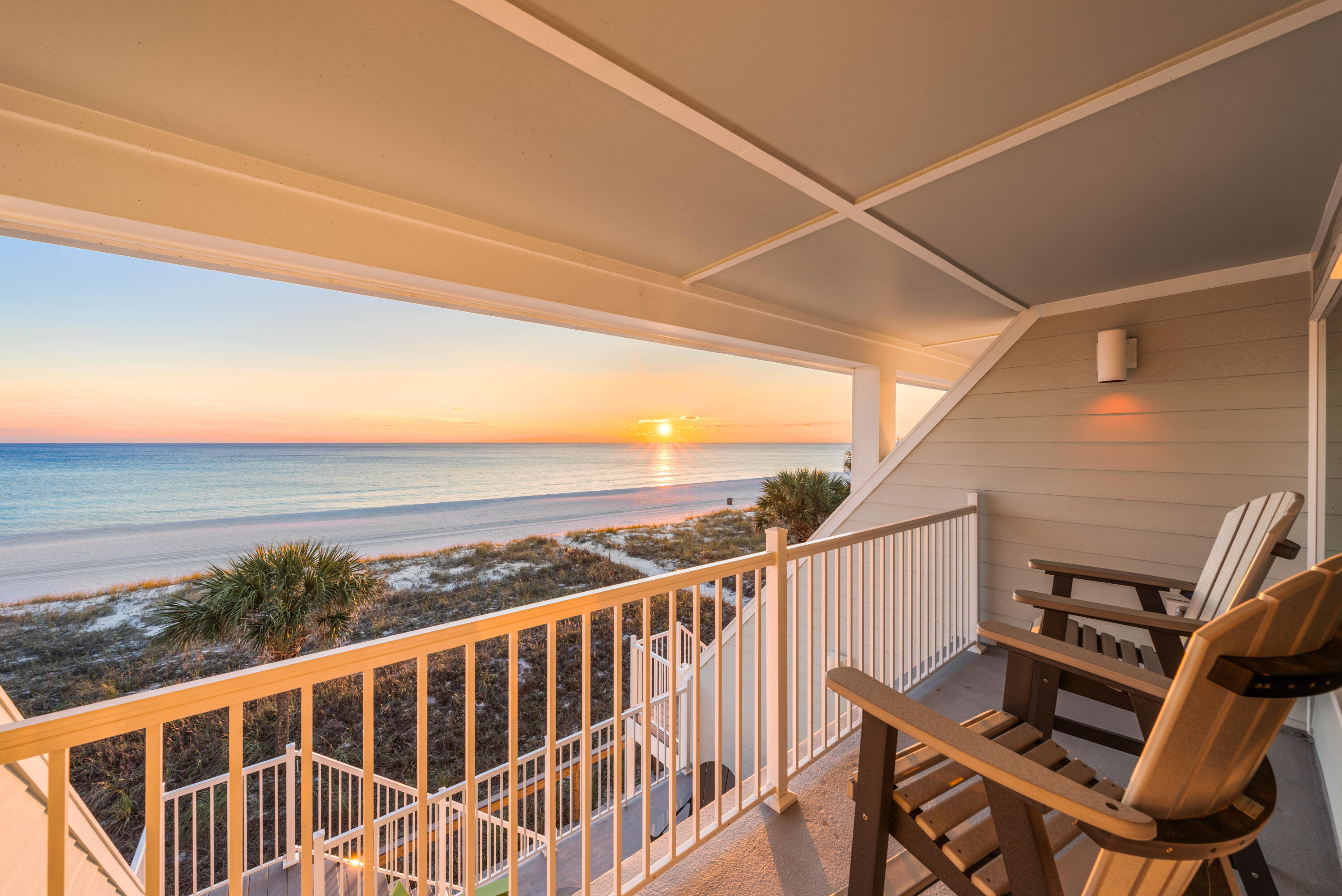 SHORES TOWNHOUSES - Residential