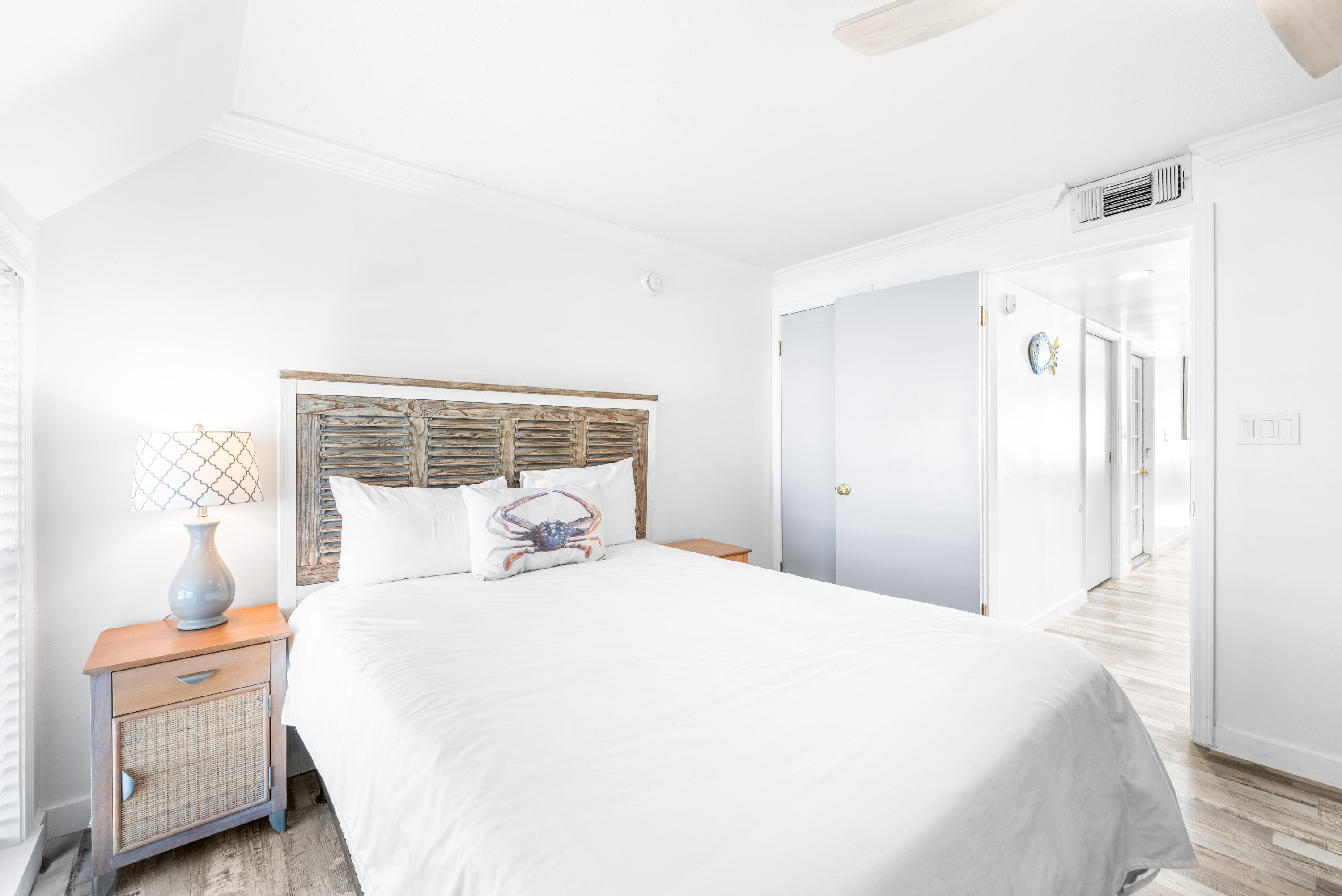 SHORES TOWNHOUSES - Residential